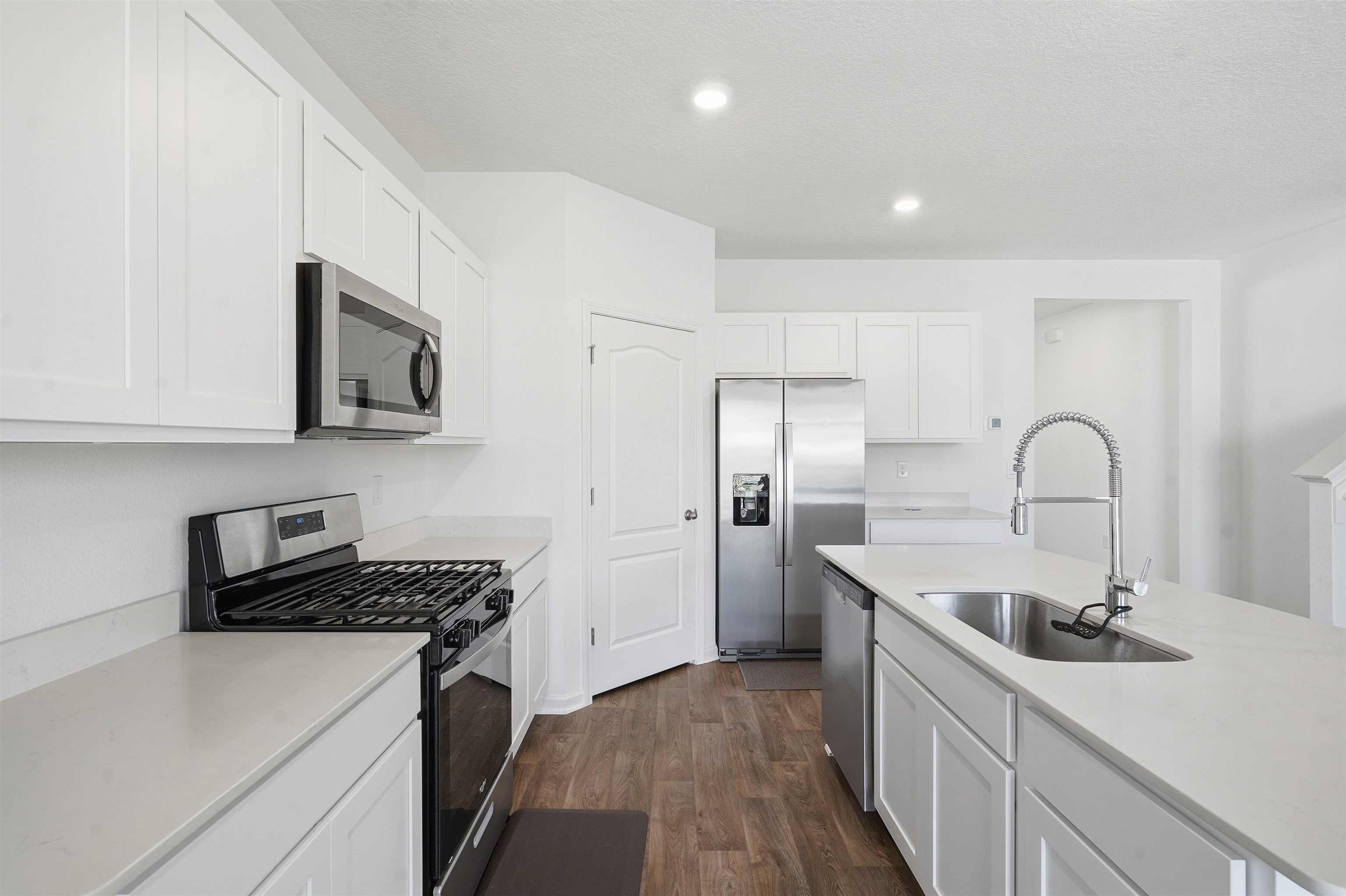 Image 11 of 54 For 190 Ardila Cir