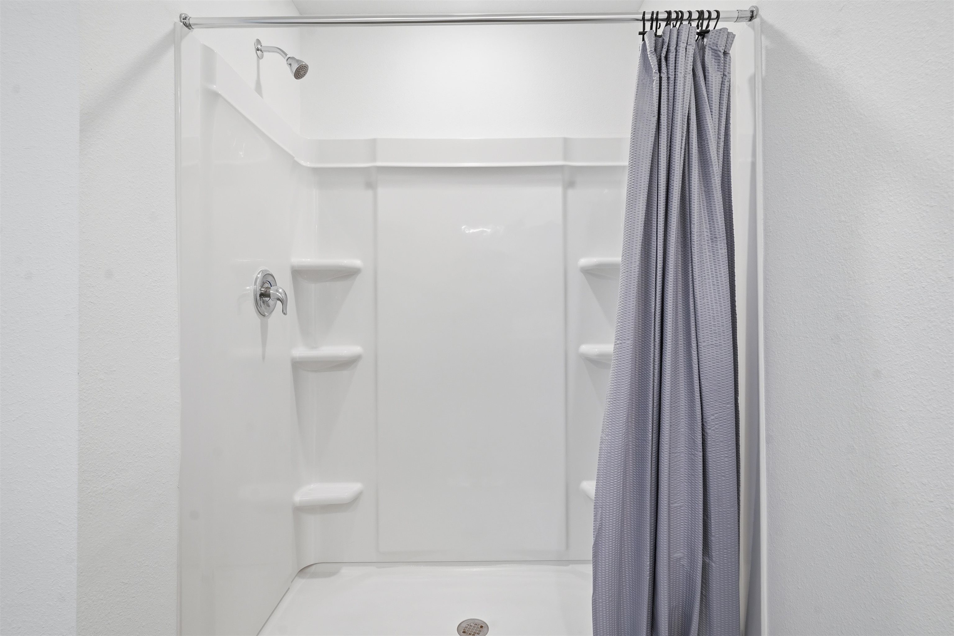 Image 23 of 54 For 190 Ardila Cir