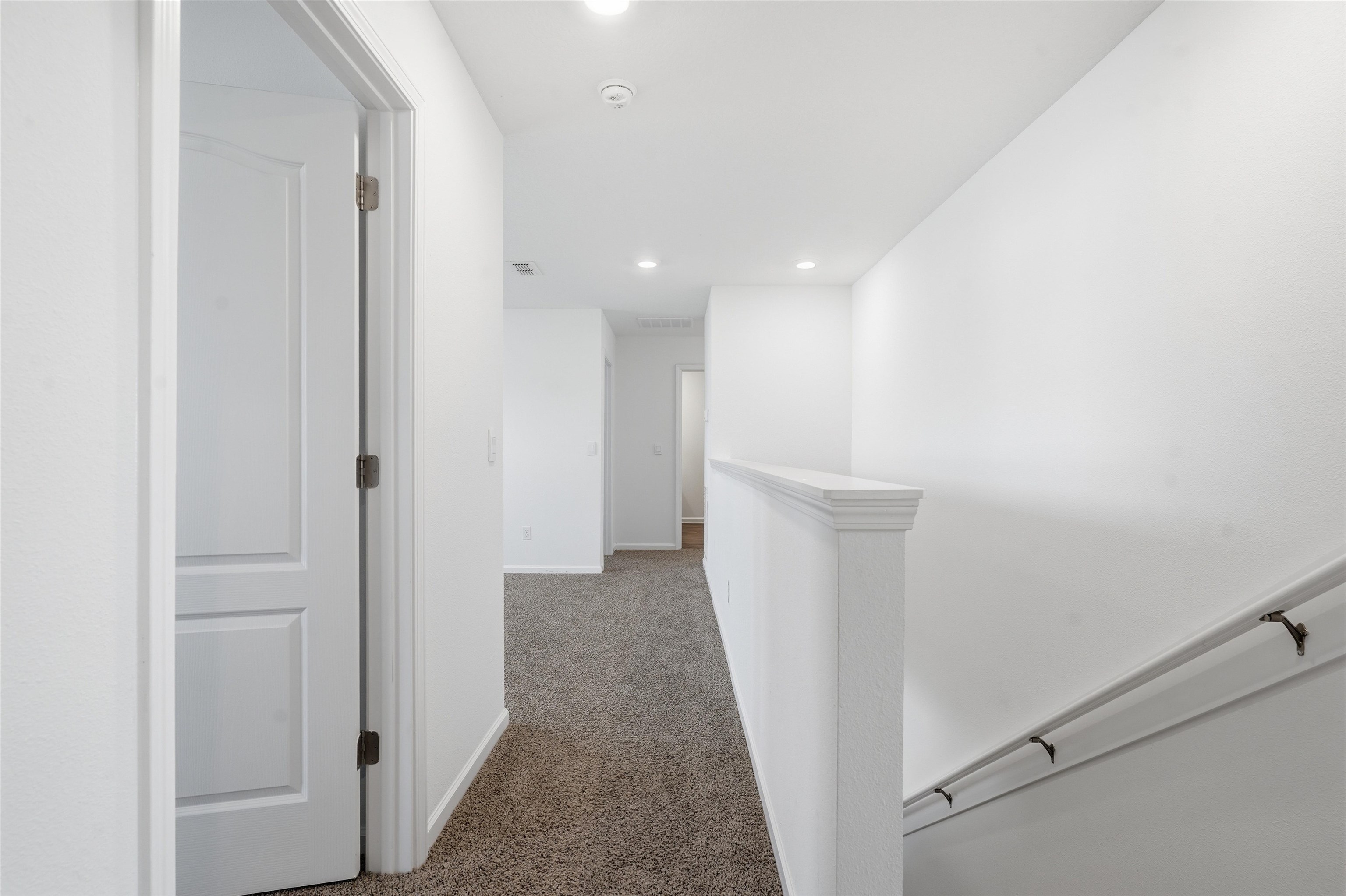 Image 26 of 54 For 190 Ardila Cir