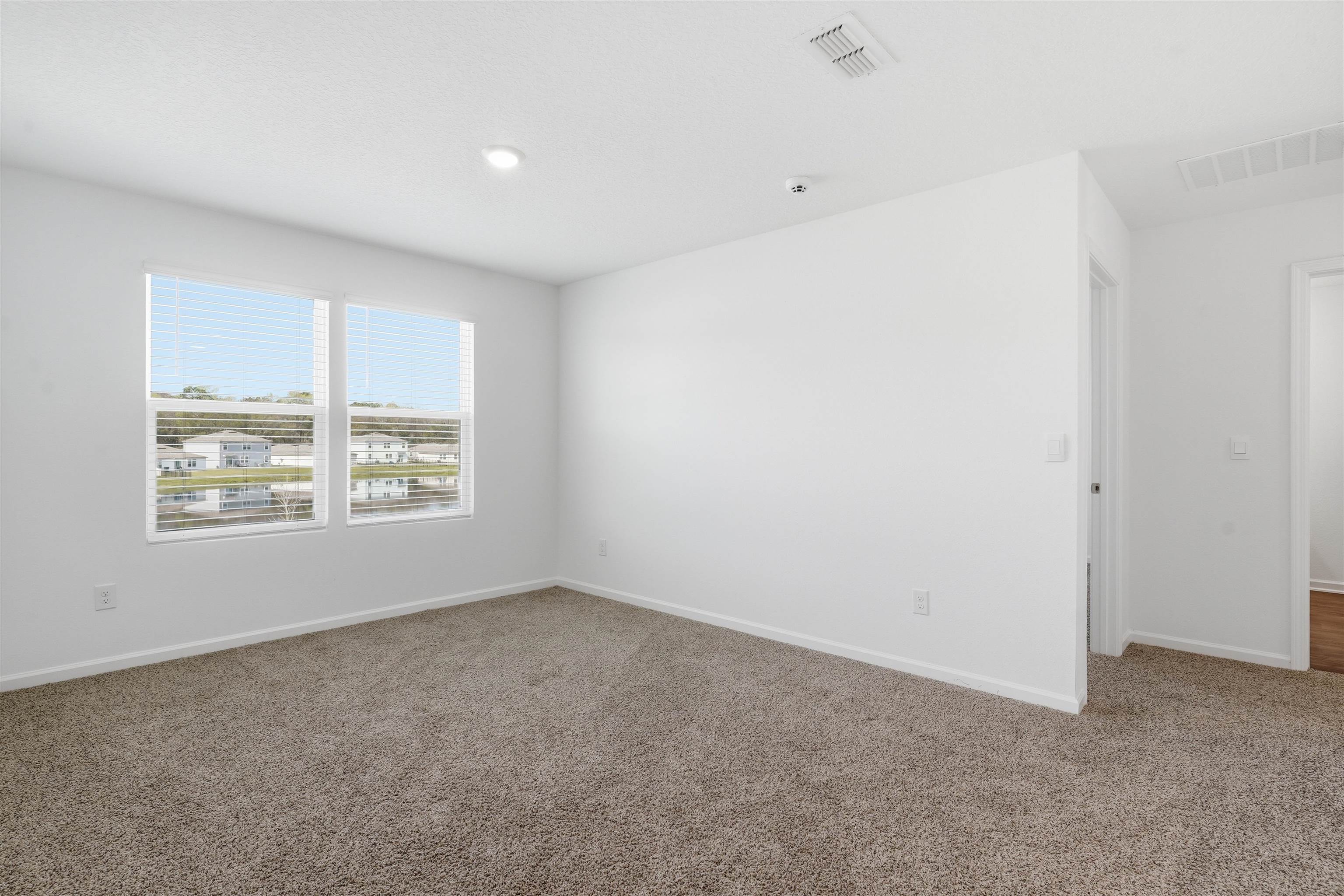 Image 32 of 54 For 190 Ardila Cir