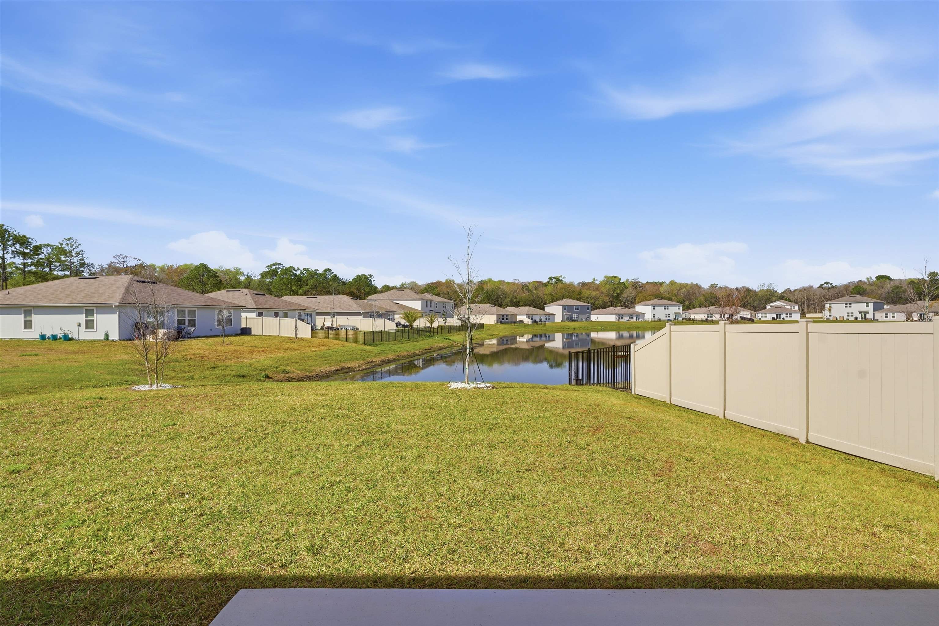 Image 41 of 54 For 190 Ardila Cir