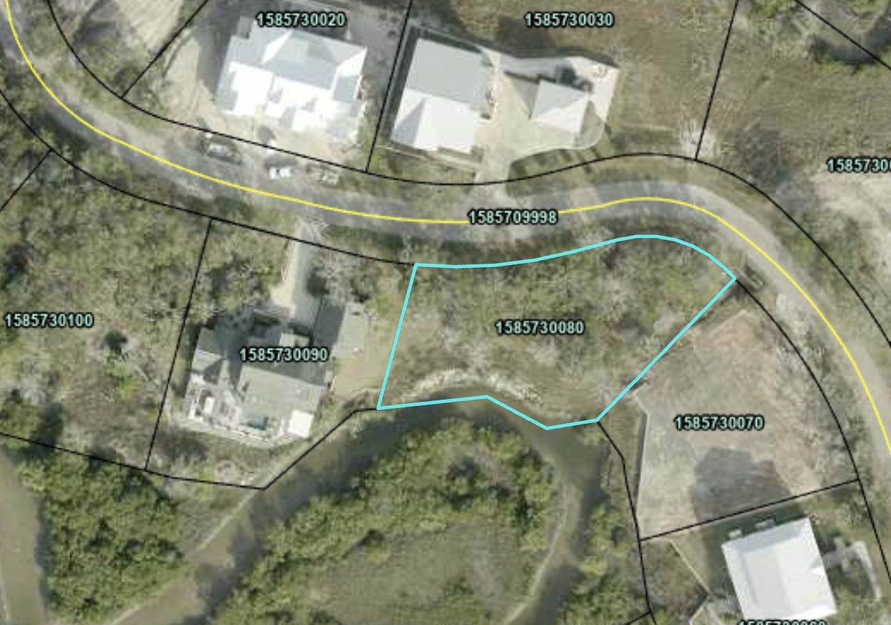 Image 6 of 21 For 220 Pelican Reef Dr