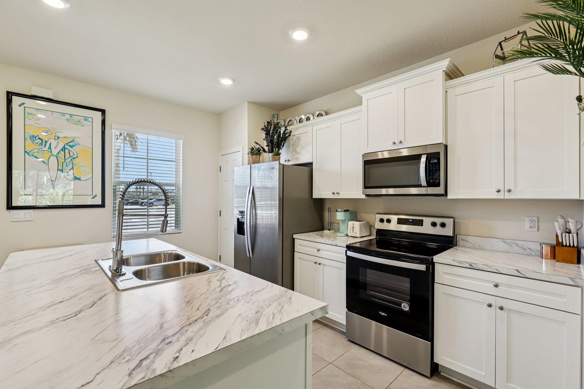 Image 11 of 26 For 70 Whispering Brook Dr