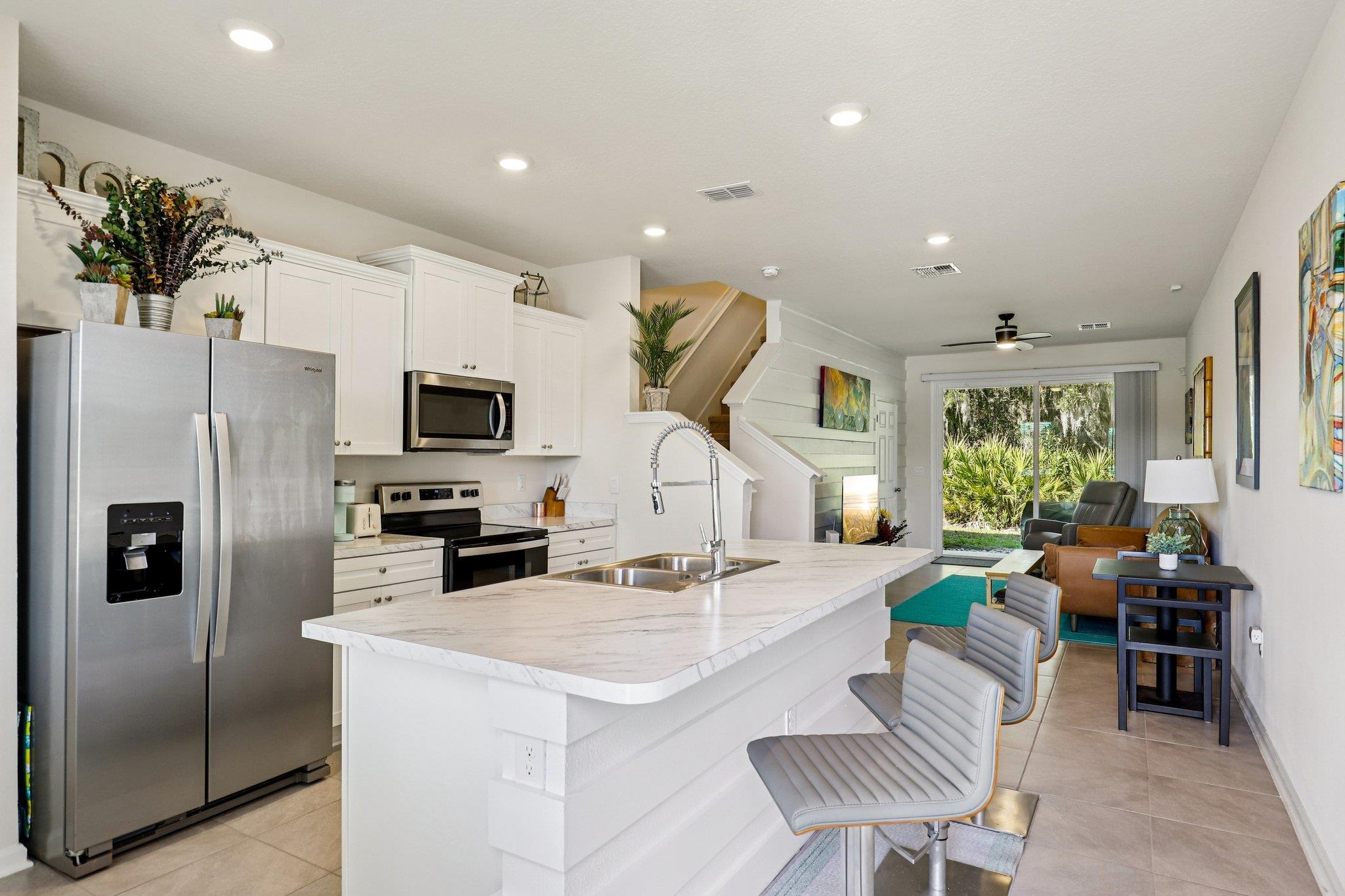 Image 13 of 26 For 70 Whispering Brook Dr