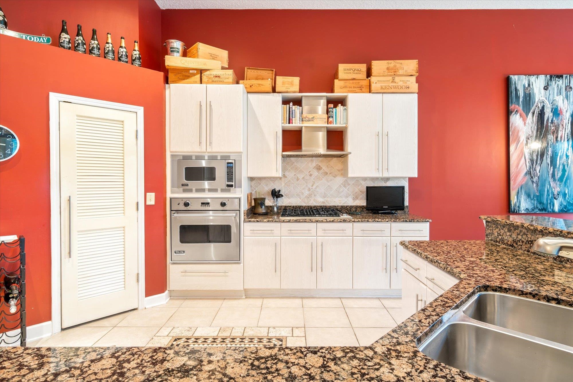 Image 14 of 31 For 616 Donald Ross Way