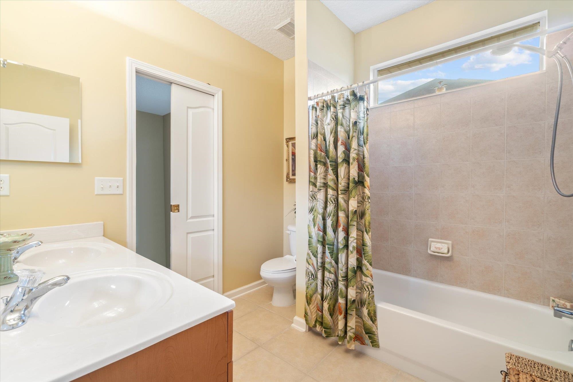 Image 17 of 31 For 616 Donald Ross Way