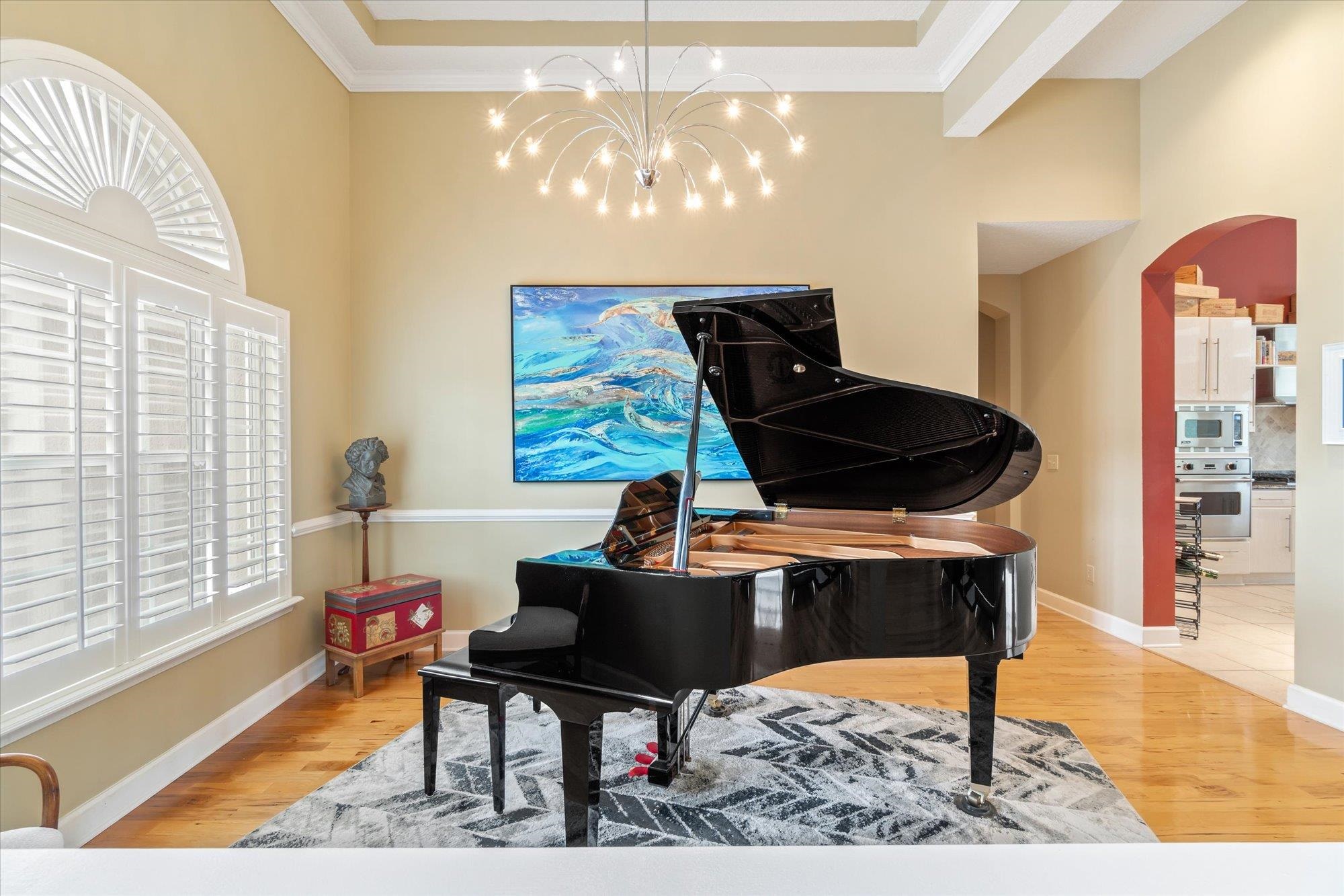 Image 4 of 31 For 616 Donald Ross Way