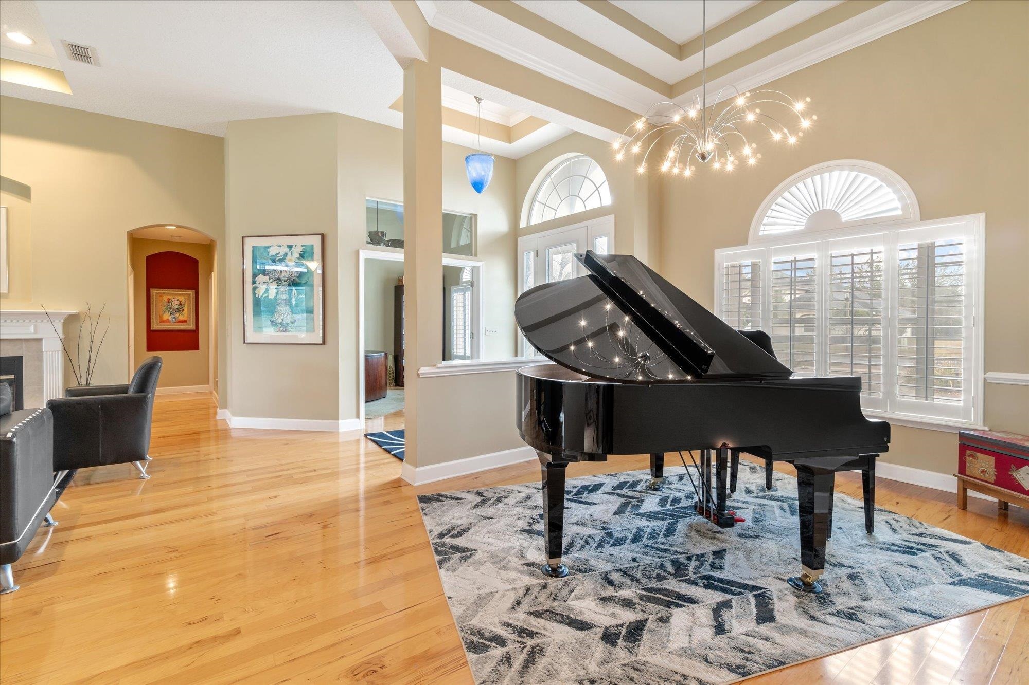 Image 5 of 31 For 616 Donald Ross Way