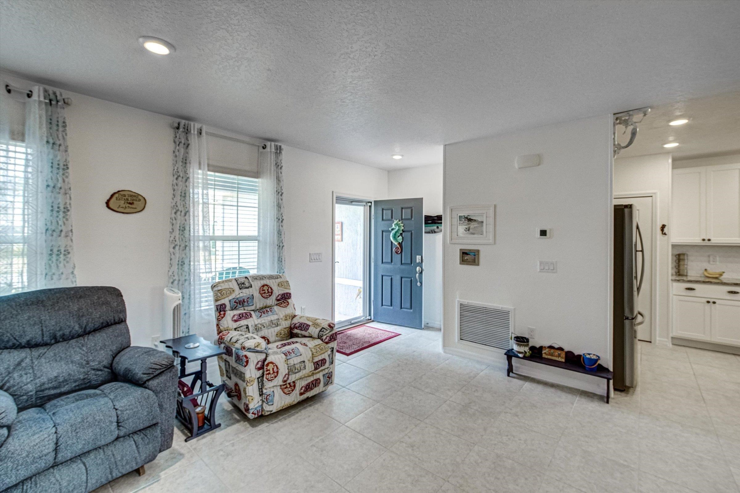 Image 2 of 48 For 103 Ocean Jasper Dr