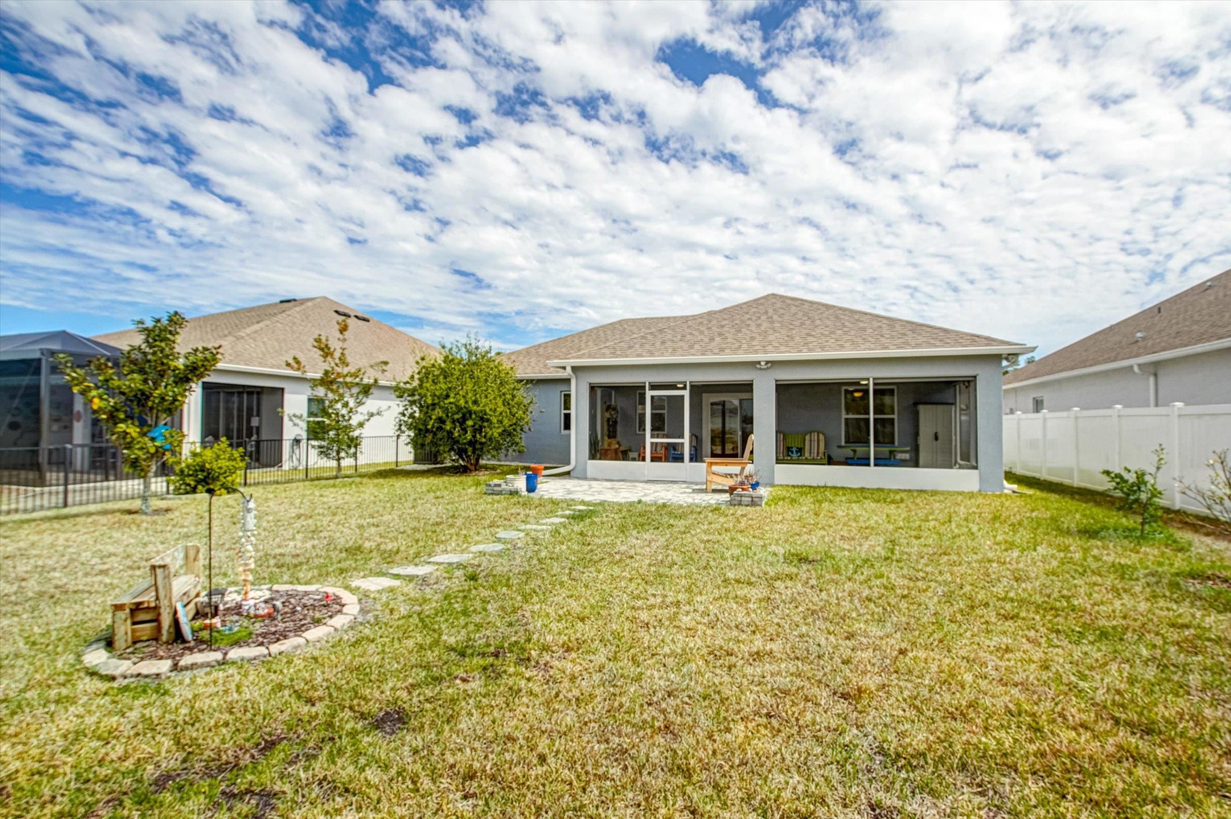 Image 26 of 48 For 103 Ocean Jasper Dr