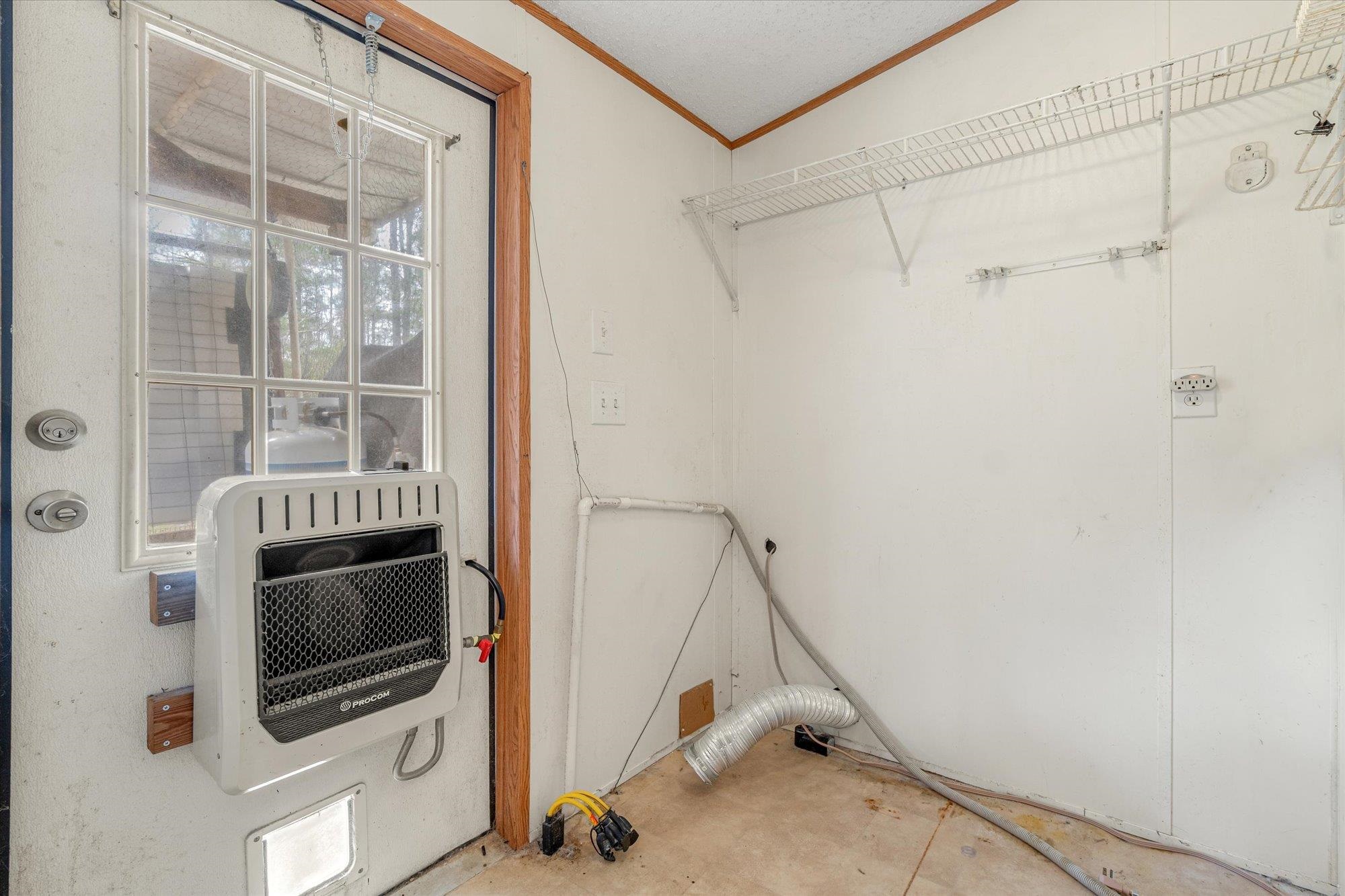 Image 18 of 53 For 4040 Cedar Ford Blvd