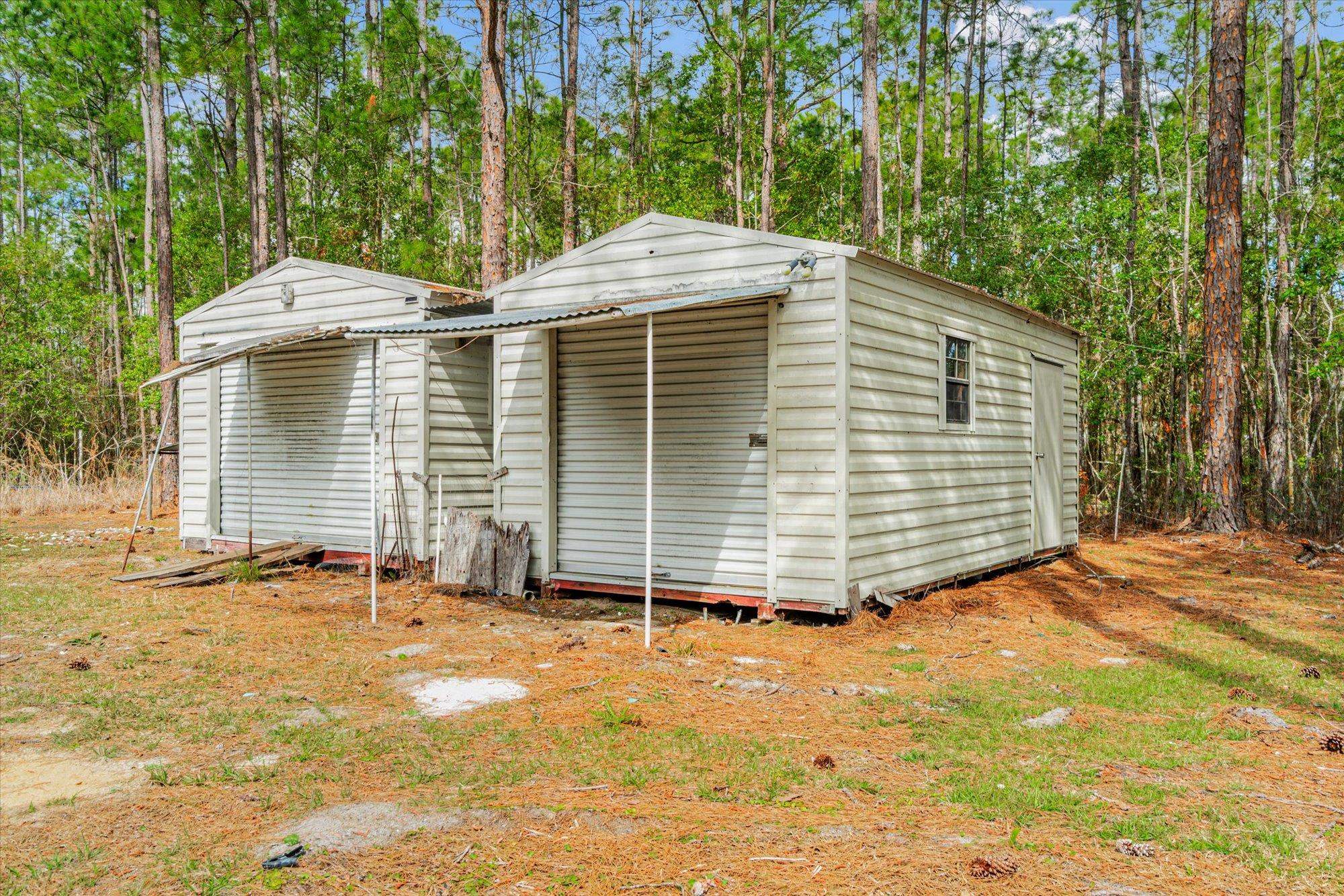 Image 25 of 53 For 4040 Cedar Ford Blvd