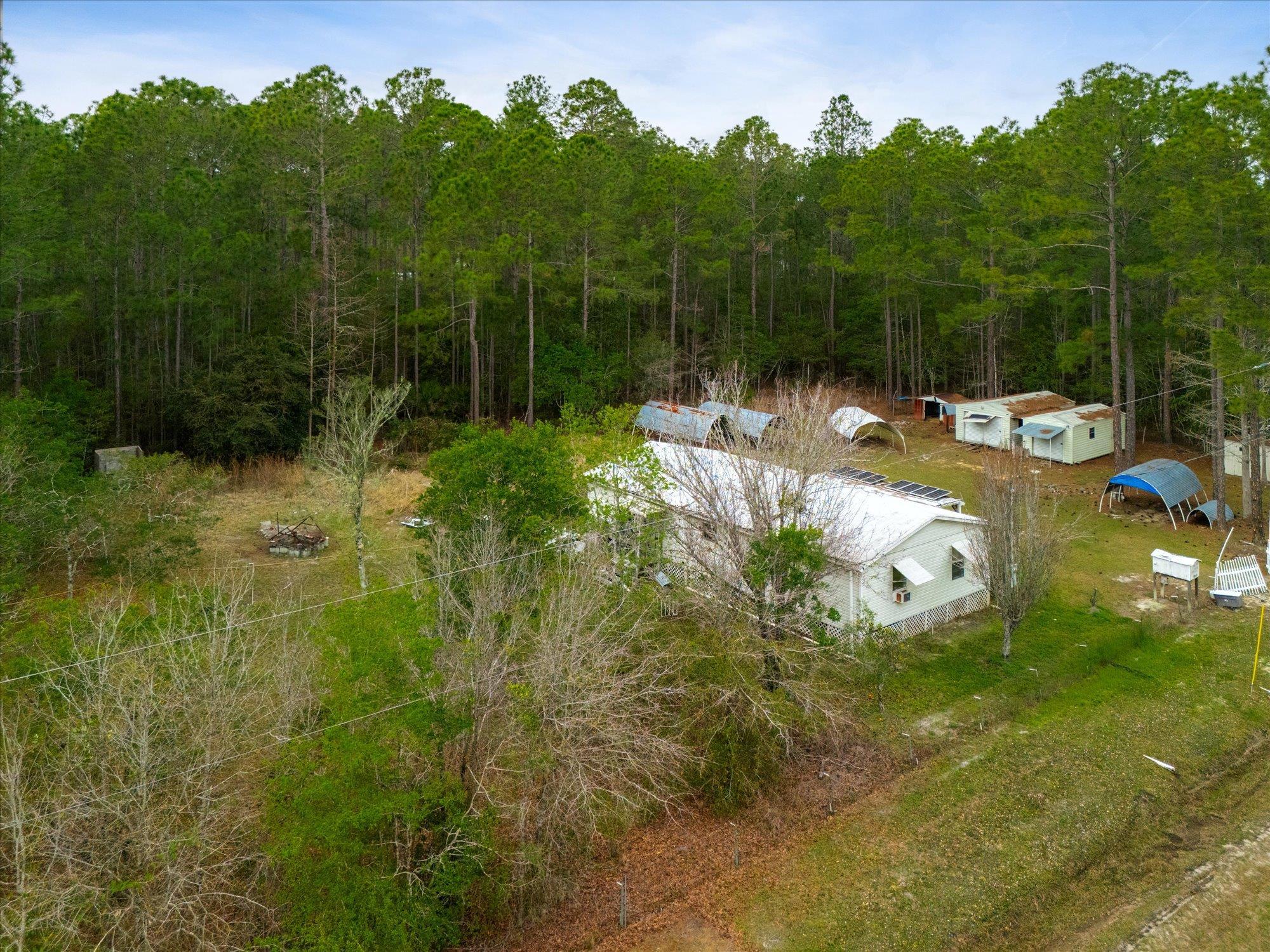 Image 33 of 53 For 4040 Cedar Ford Blvd