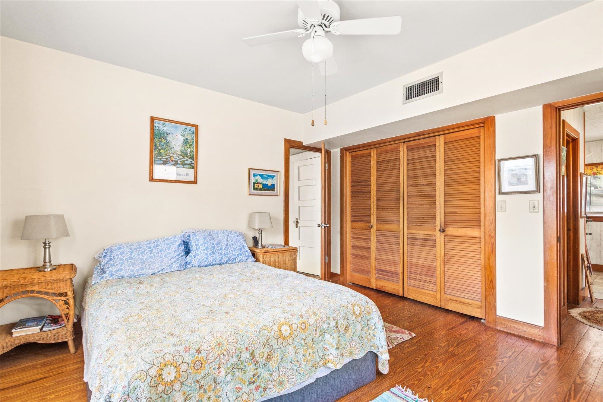 Image 15 of 42 For 116 Colon Avenue