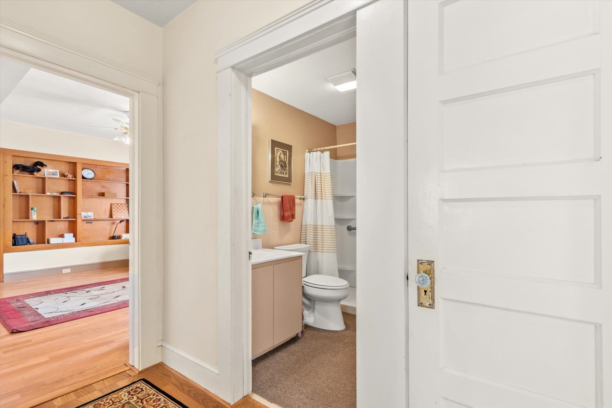 Image 18 of 42 For 116 Colon Avenue