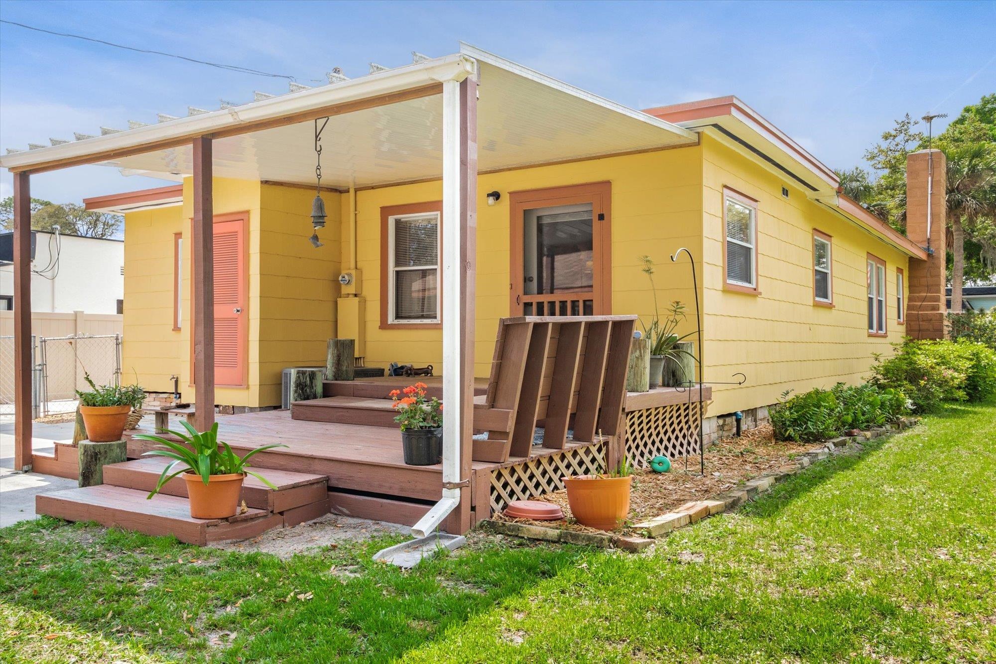 Image 24 of 42 For 116 Colon Avenue