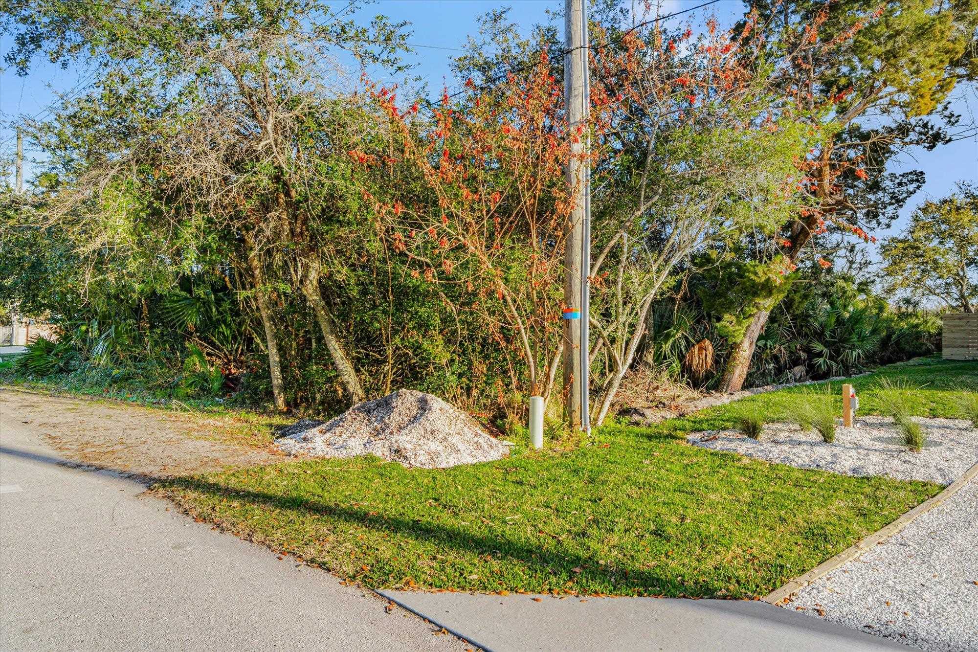 Image 3 of 18 For 261 Dondanville Rd