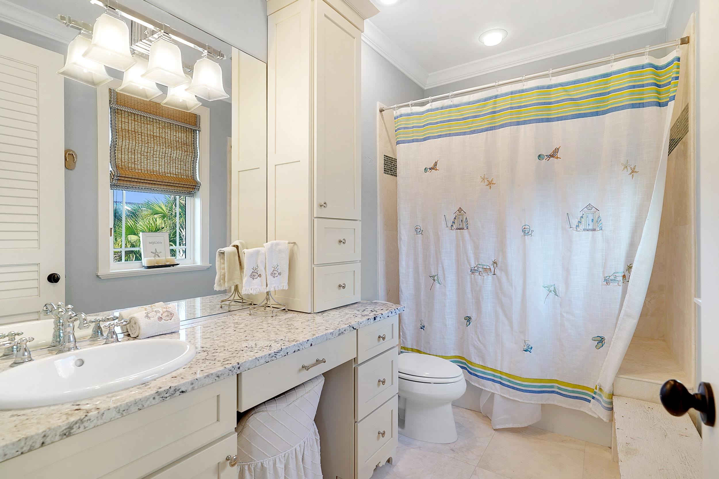 Image 11 of 68 For 28 Seascape Cir