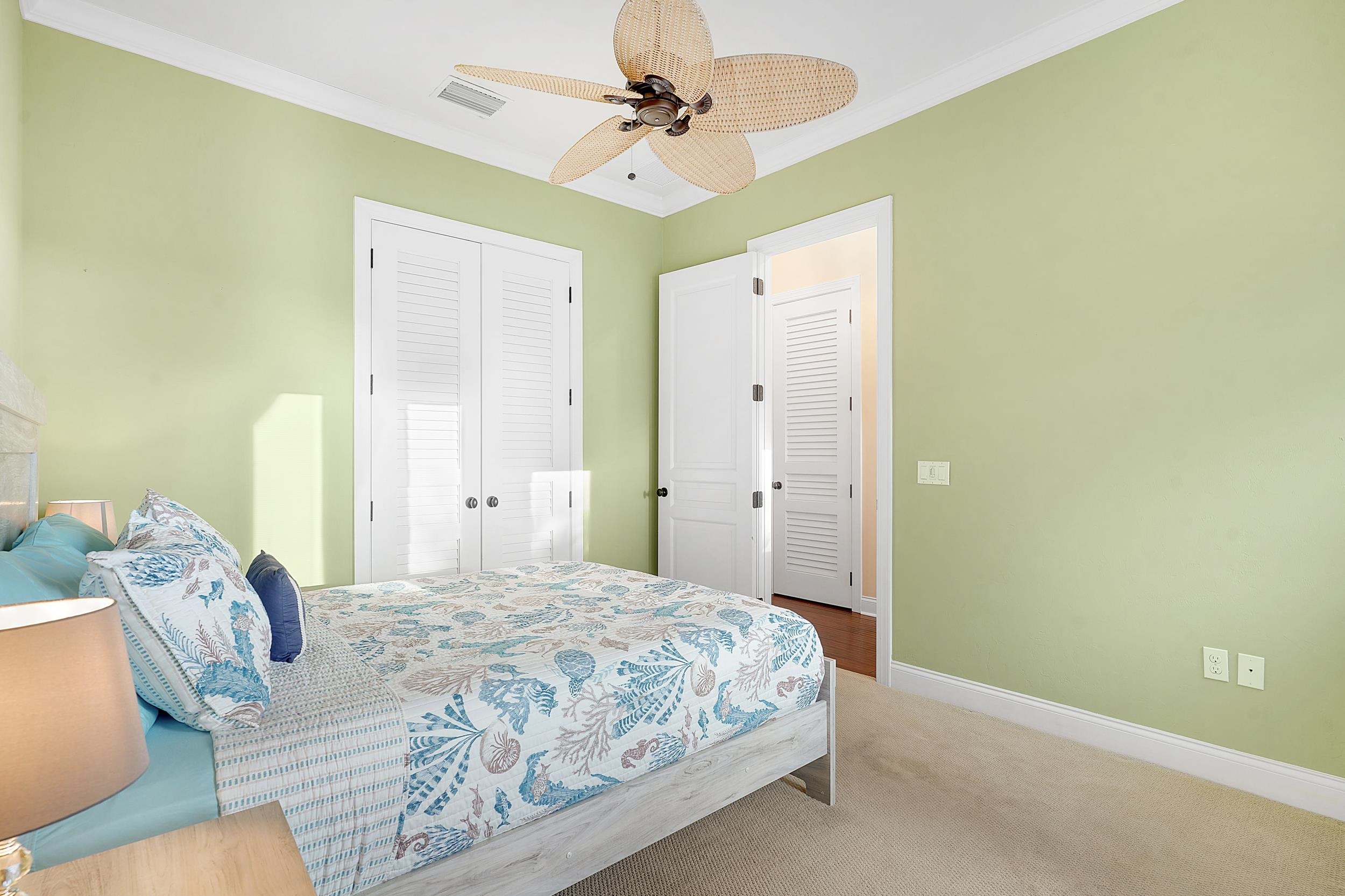 Image 38 of 68 For 28 Seascape Cir