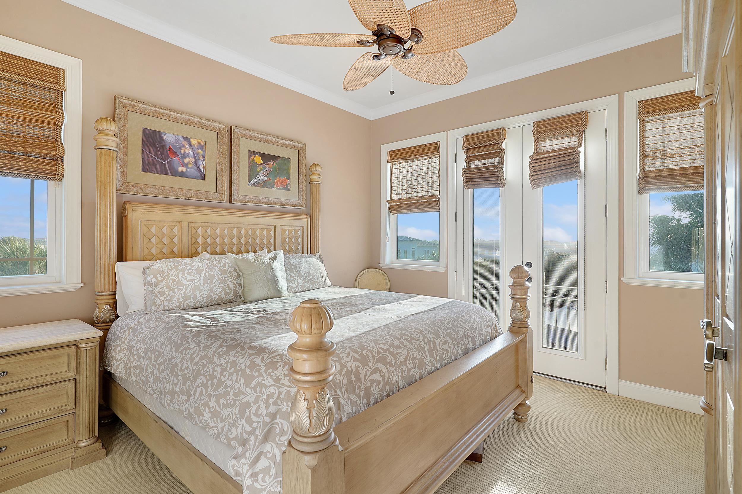 Image 40 of 68 For 28 Seascape Cir