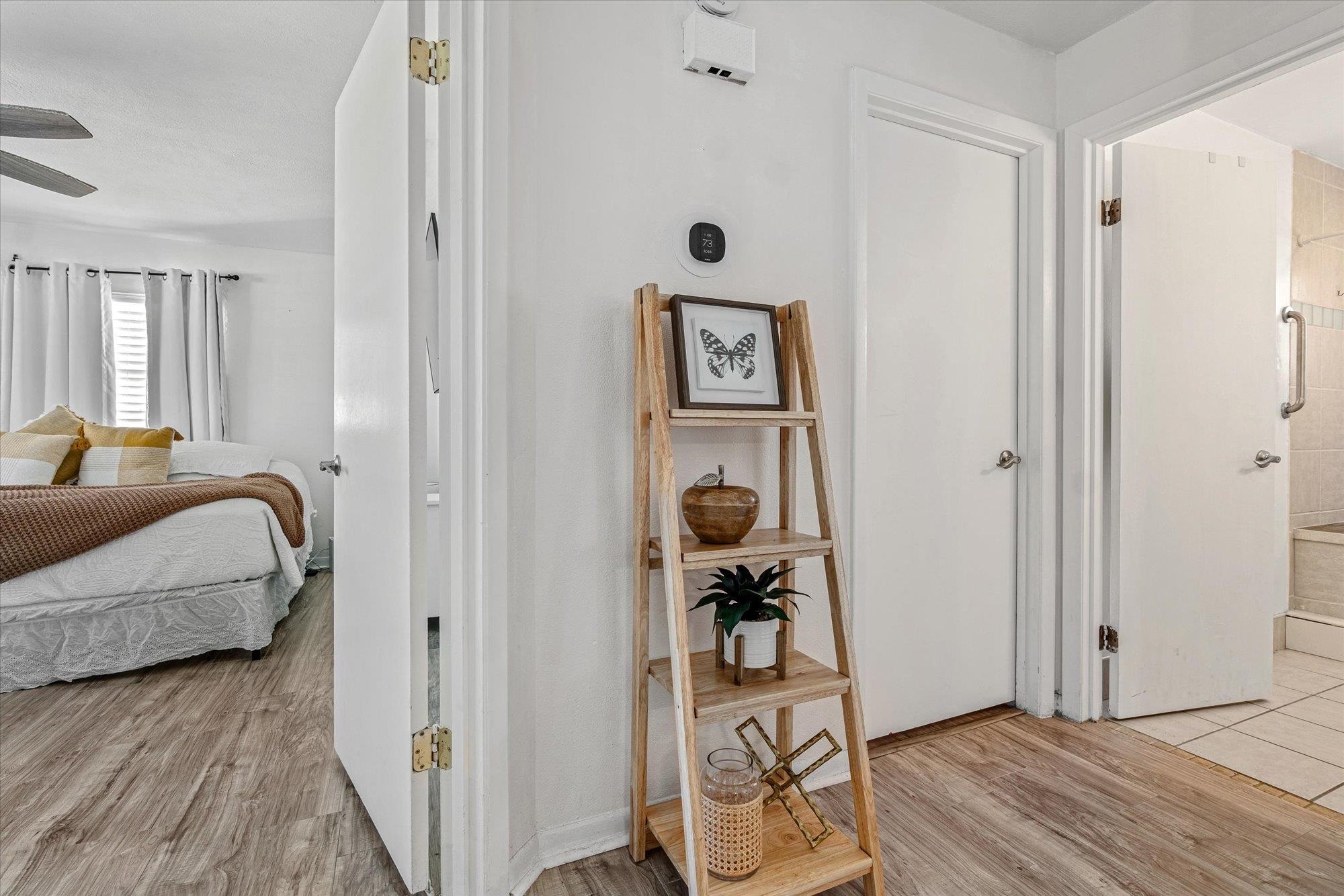 Image 21 of 53 For 209 Tropic Way