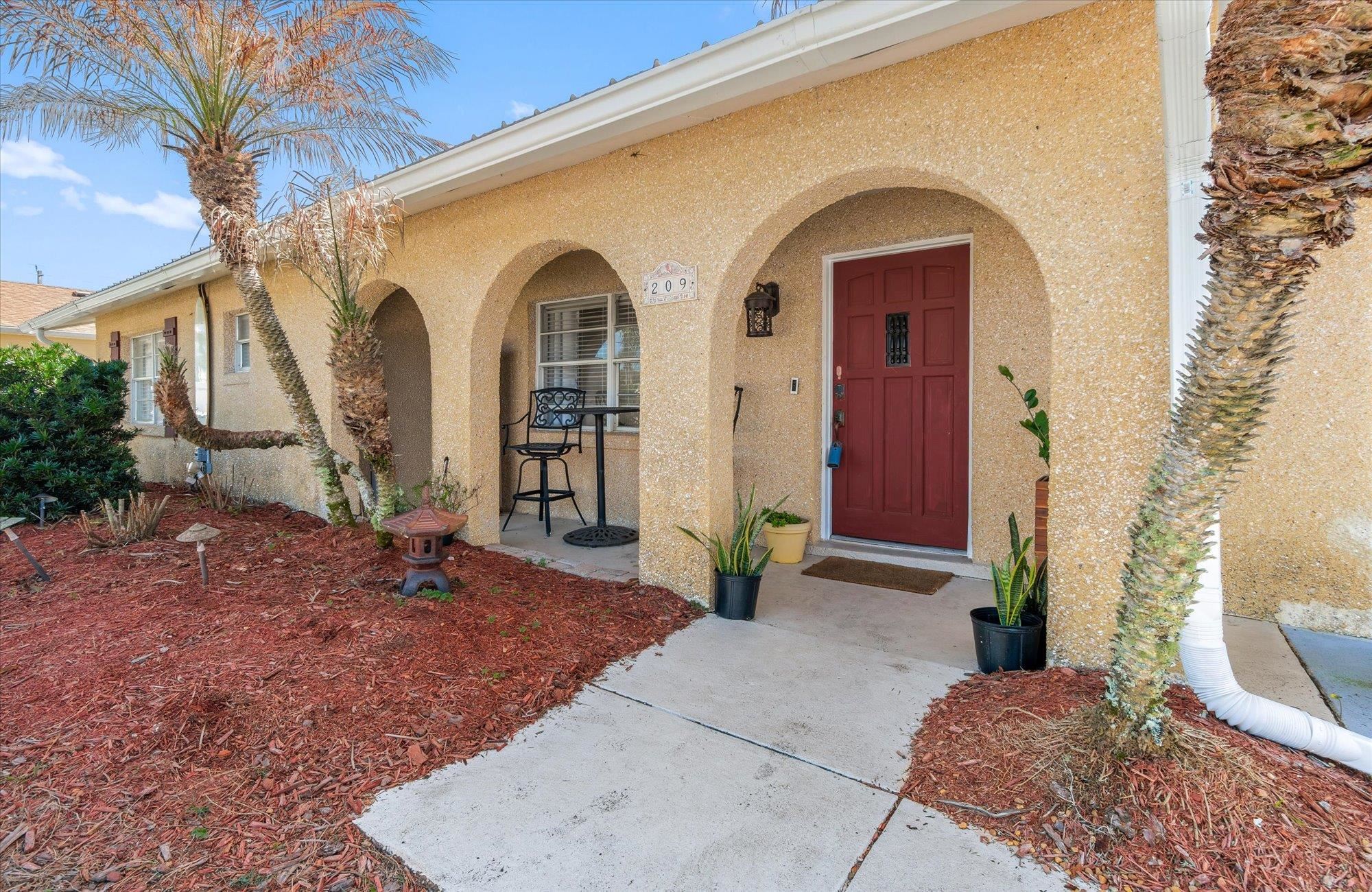 Image 4 of 53 For 209 Tropic Way