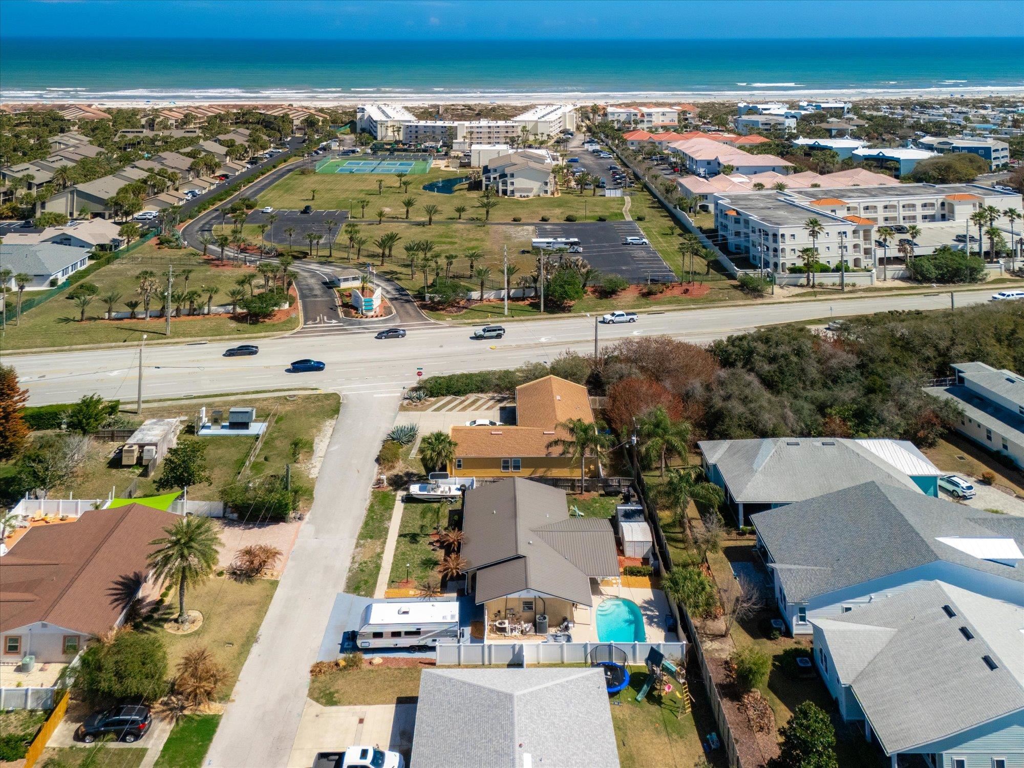 Image 40 of 53 For 209 Tropic Way