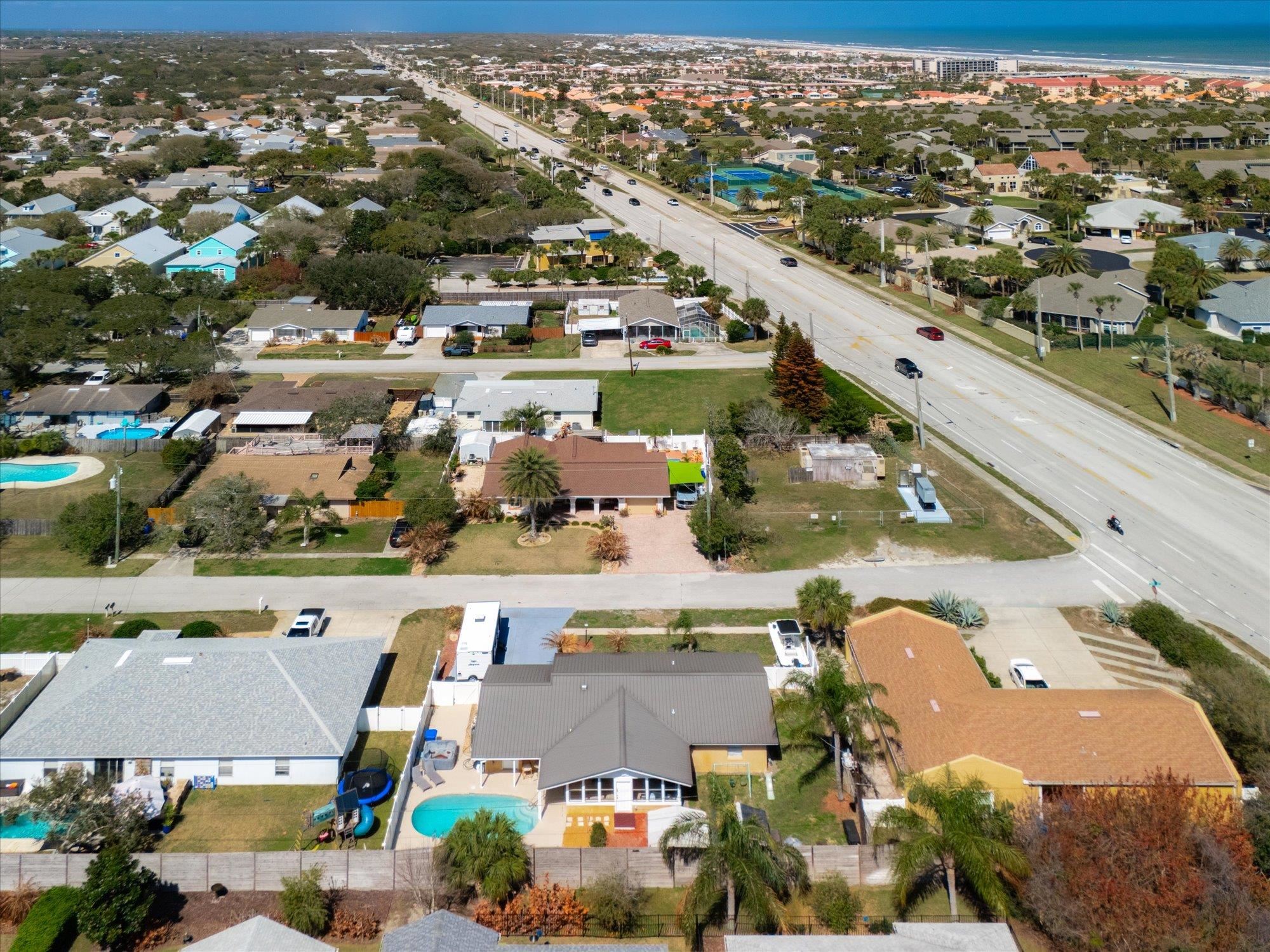 Image 44 of 53 For 209 Tropic Way