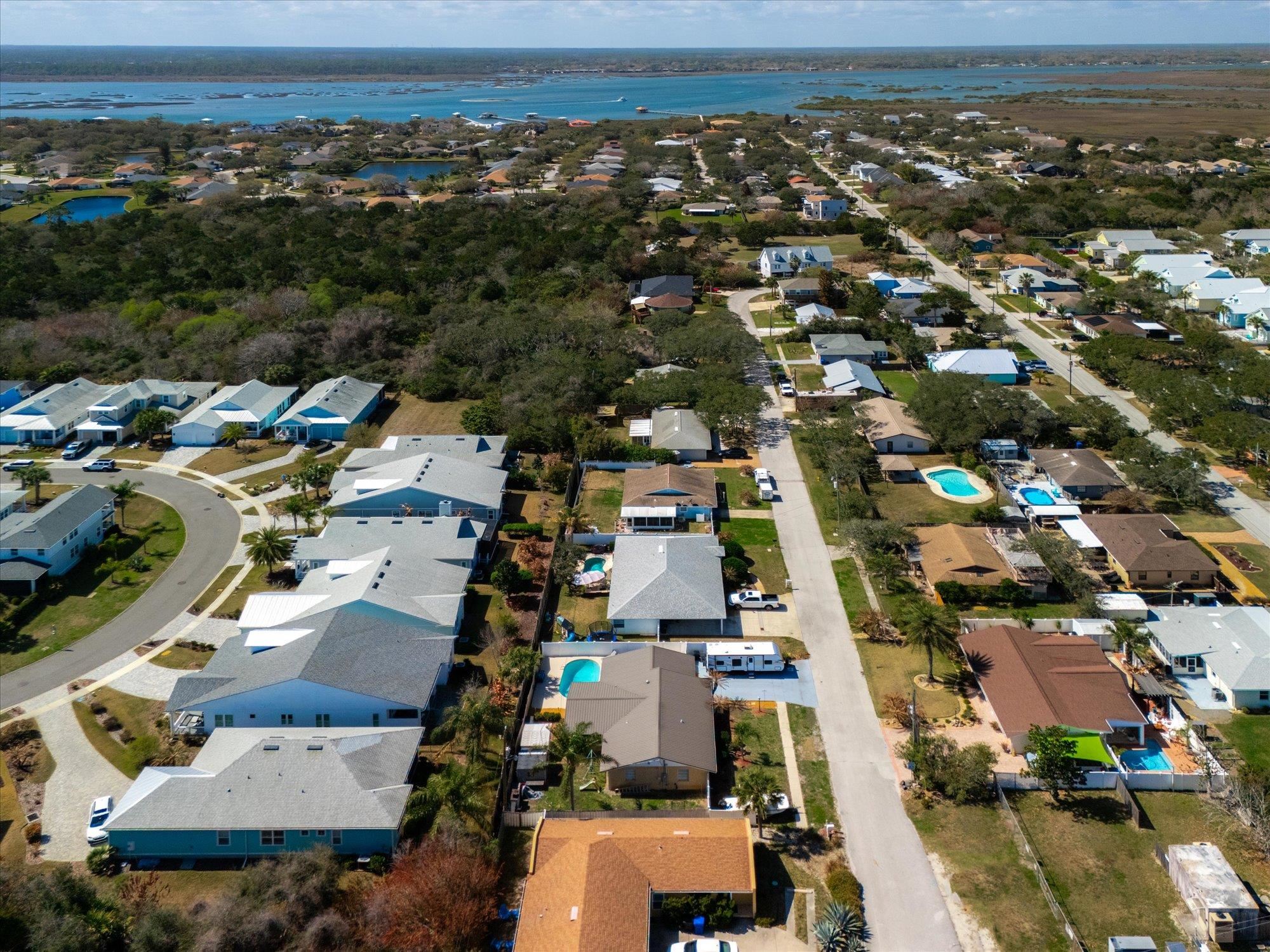 Image 48 of 53 For 209 Tropic Way