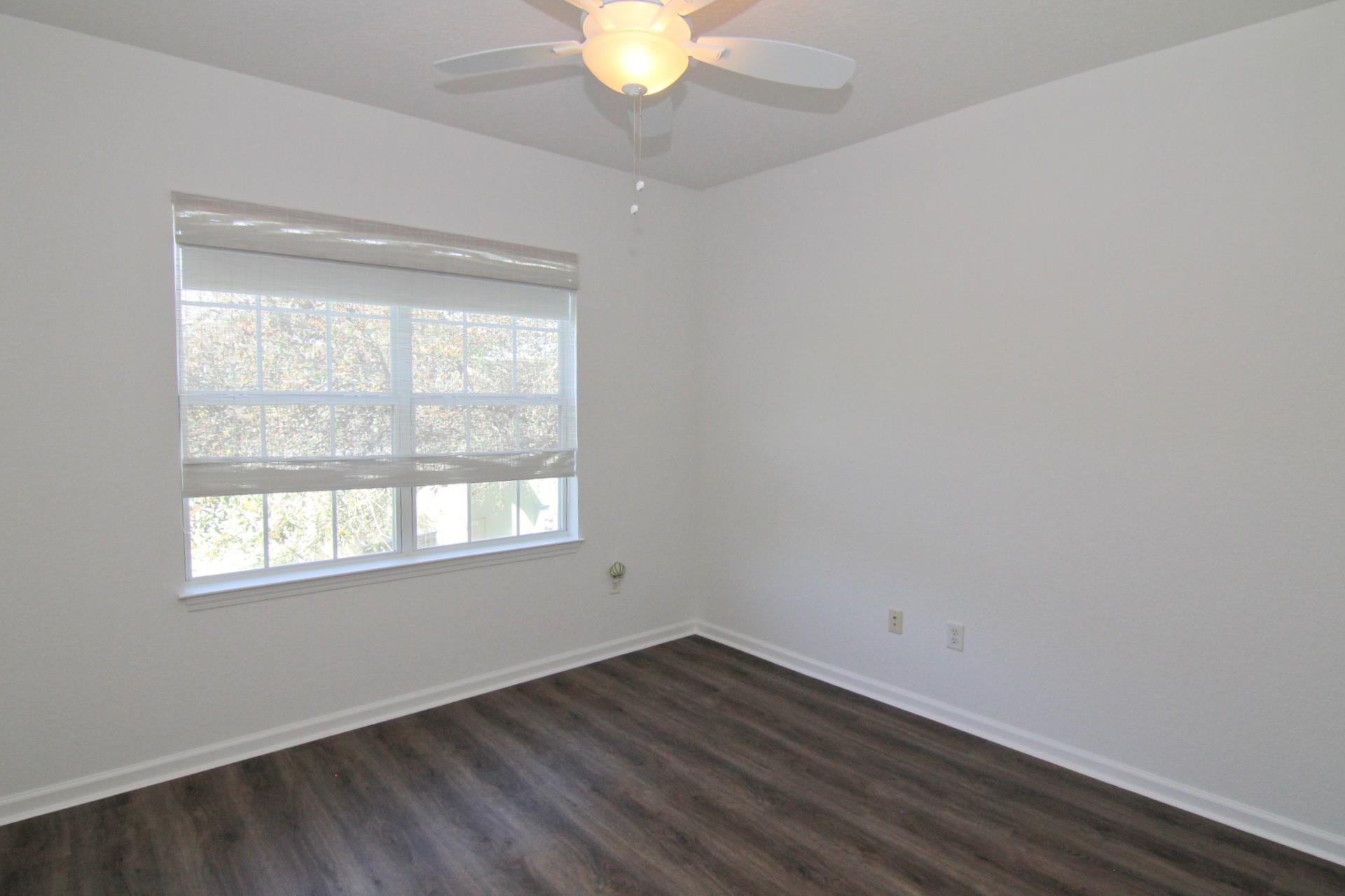 Image 22 of 40 For 115 Pine Hollow Trl E 108