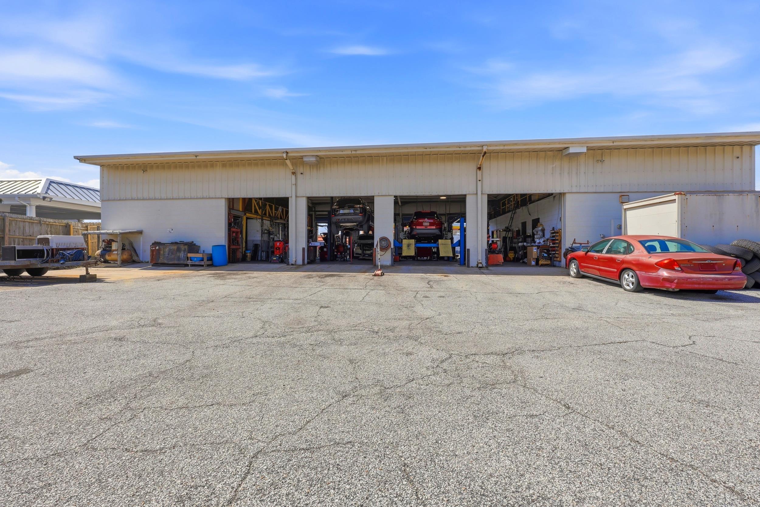 Image 35 of 64 For 2350 Ponce De Leon Blvd N