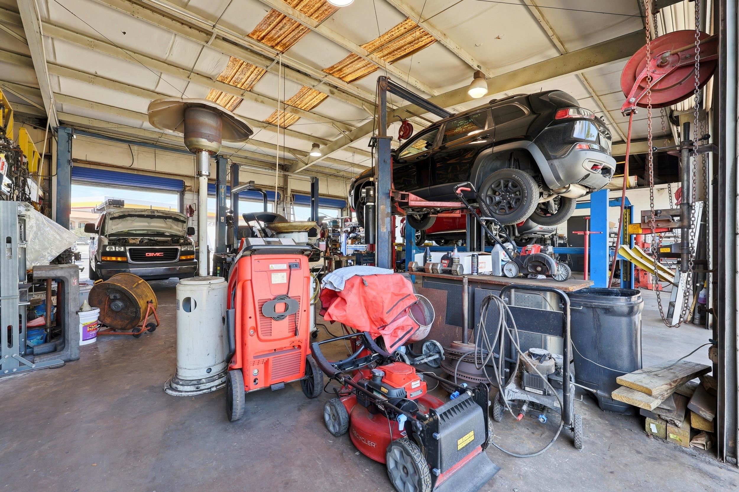 Image 43 of 64 For 2350 Ponce De Leon Blvd N