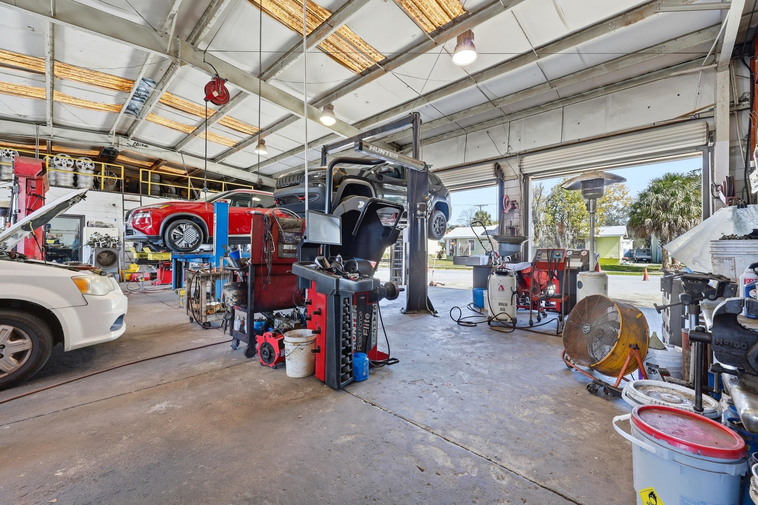 Image 44 of 64 For 2350 Ponce De Leon Blvd N