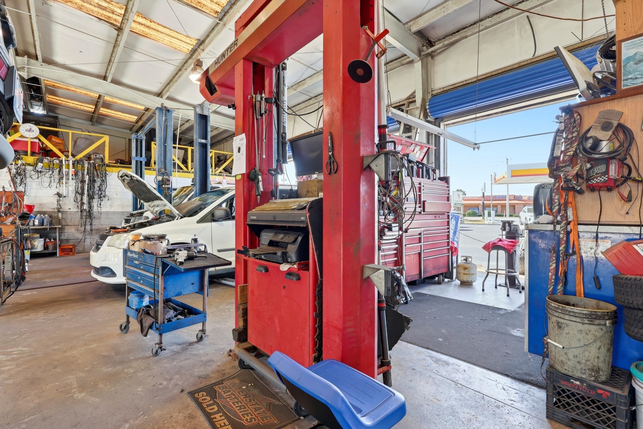 Image 45 of 64 For 2350 Ponce De Leon Blvd N