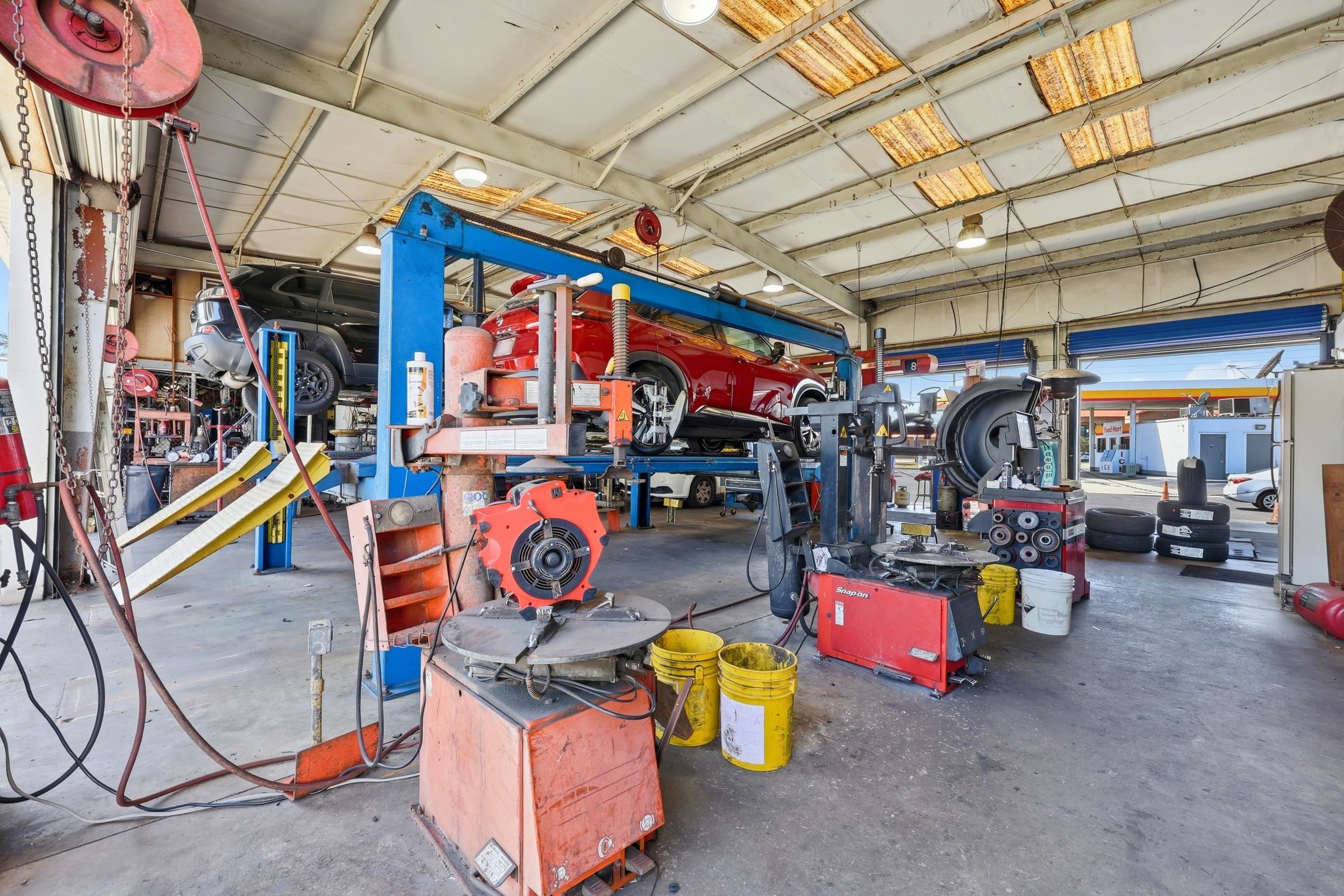 Image 48 of 64 For 2350 Ponce De Leon Blvd N