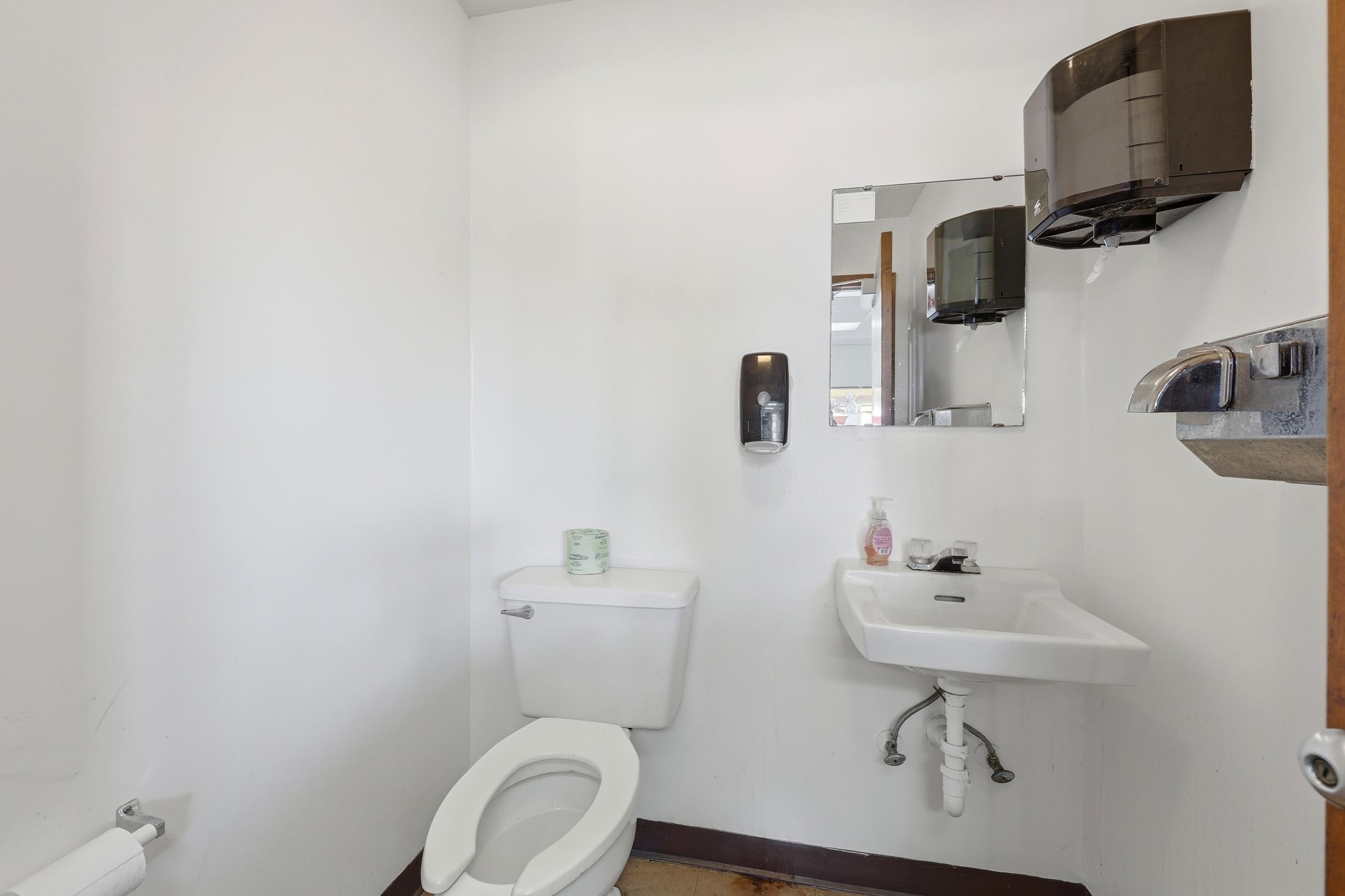 Image 56 of 64 For 2350 Ponce De Leon Blvd N