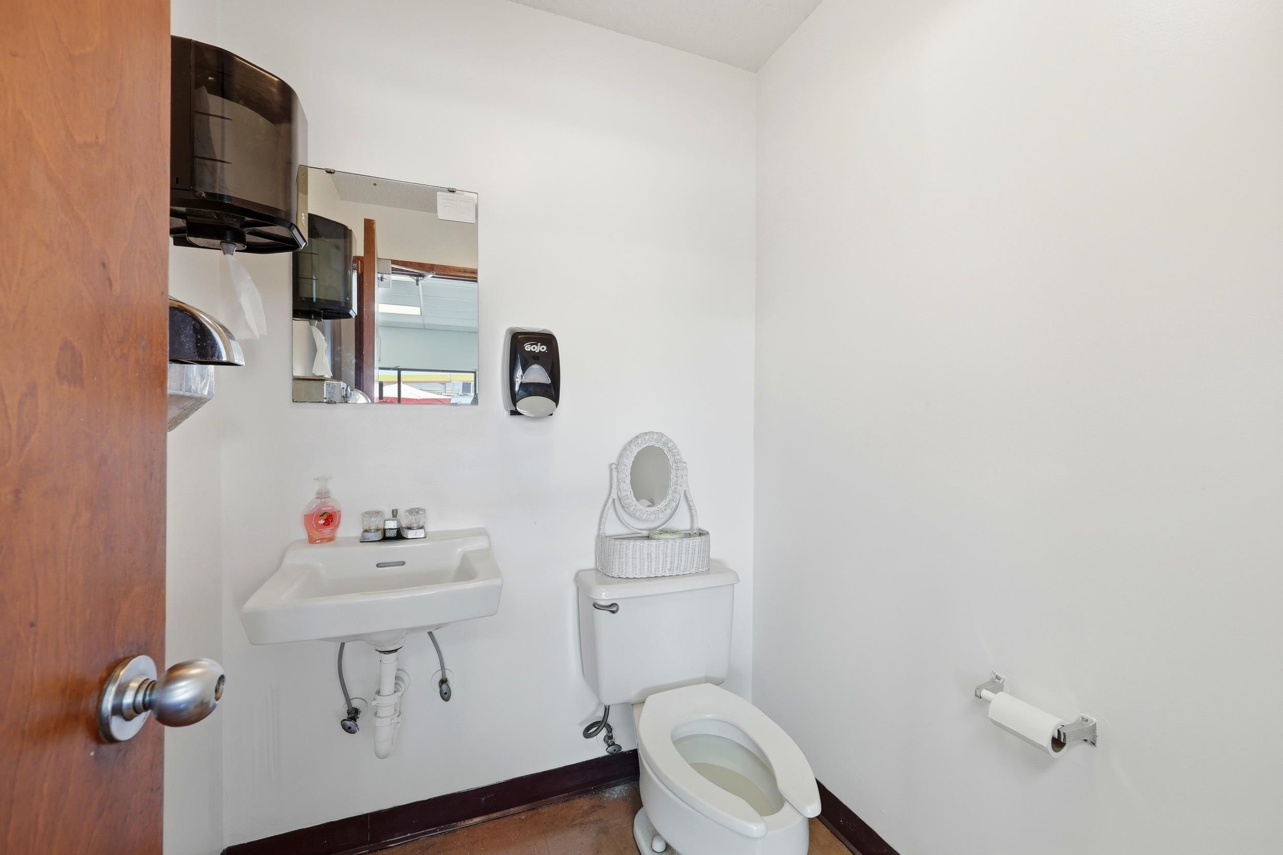 Image 57 of 64 For 2350 Ponce De Leon Blvd N