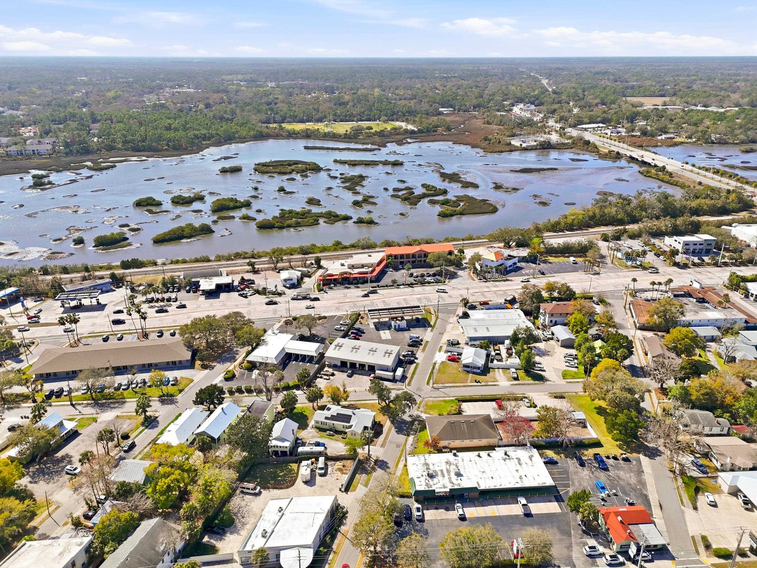 Image 7 of 64 For 2350 Ponce De Leon Blvd N