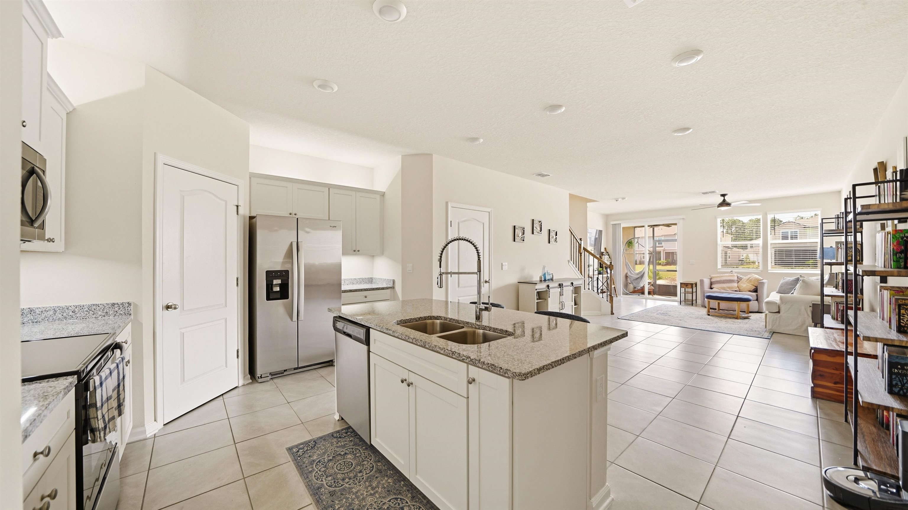 Image 3 of 43 For 172 Redbud Rd