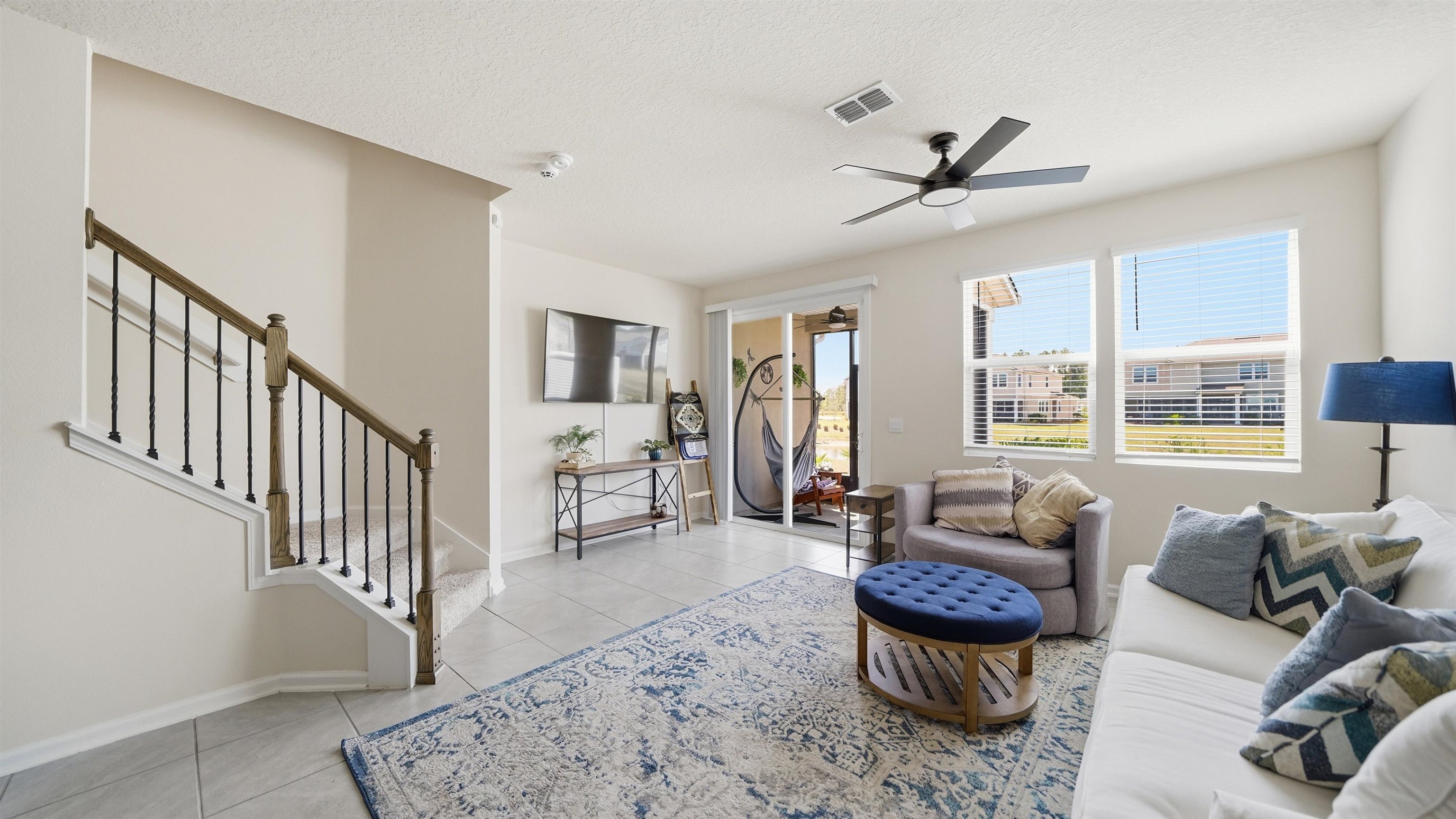 Image 5 of 43 For 172 Redbud Rd