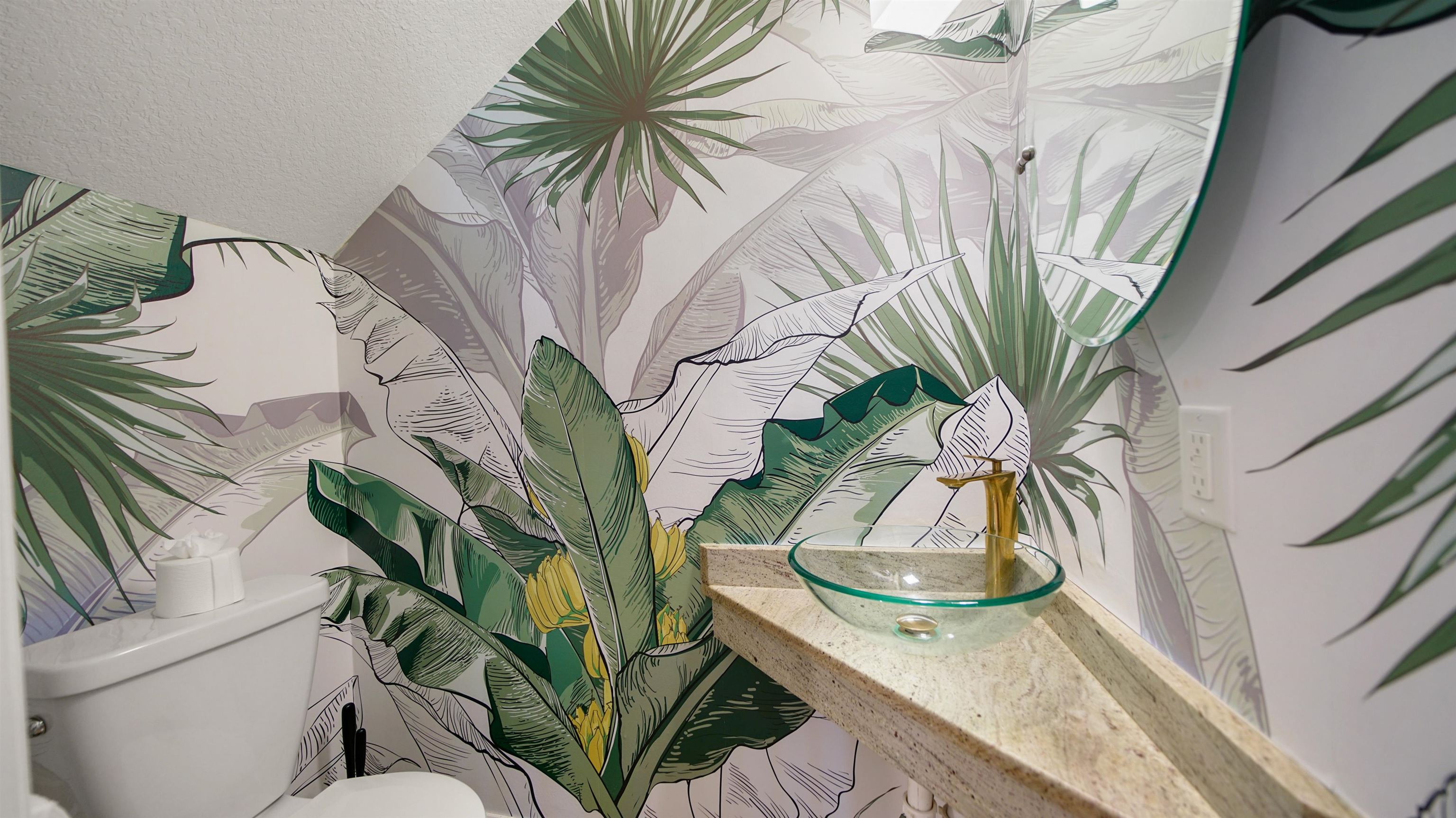 Image 16 of 38 For 108 A St  A