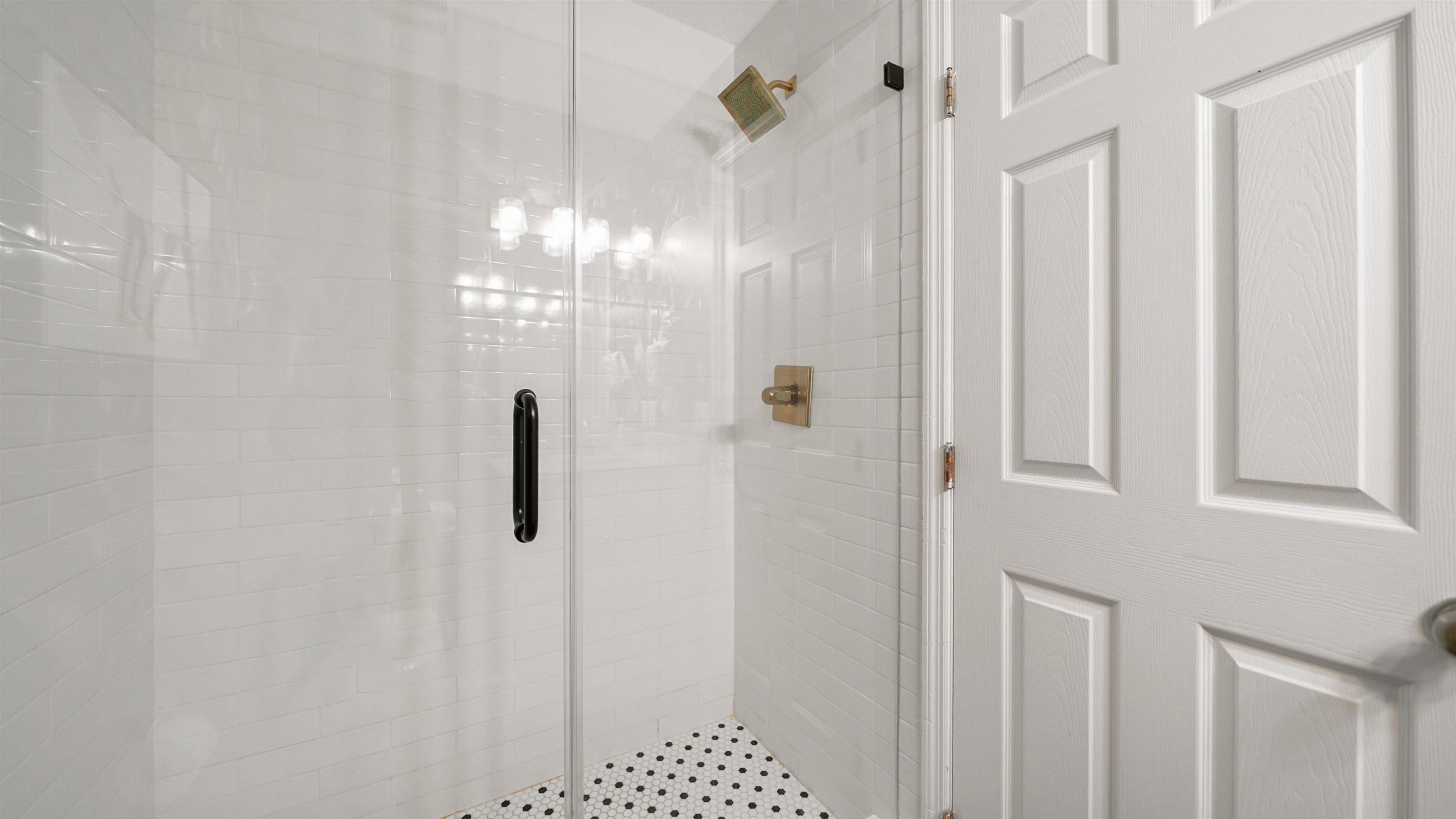 Image 21 of 38 For 108 A St  A