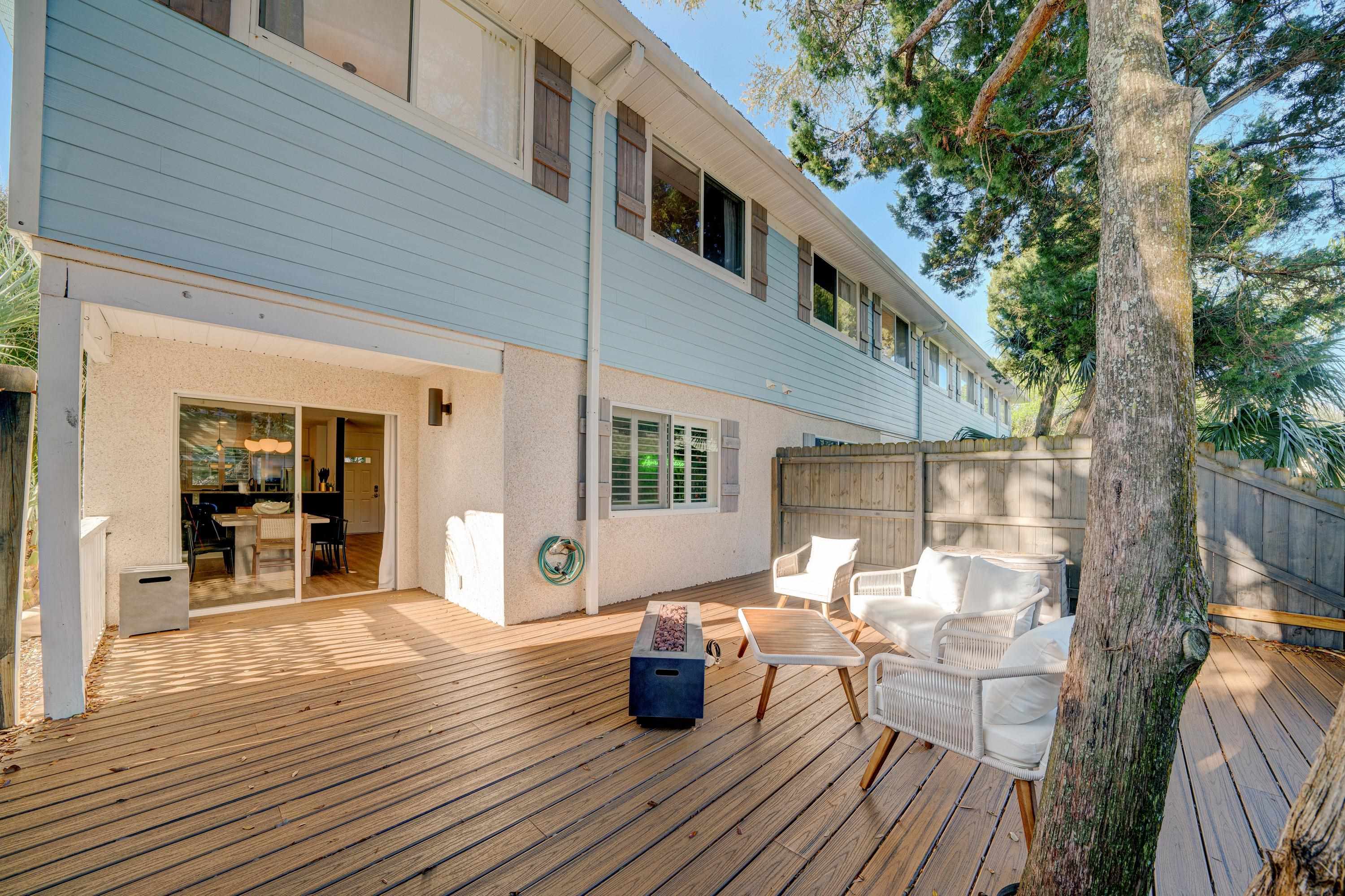 Image 29 of 38 For 108 A St  A