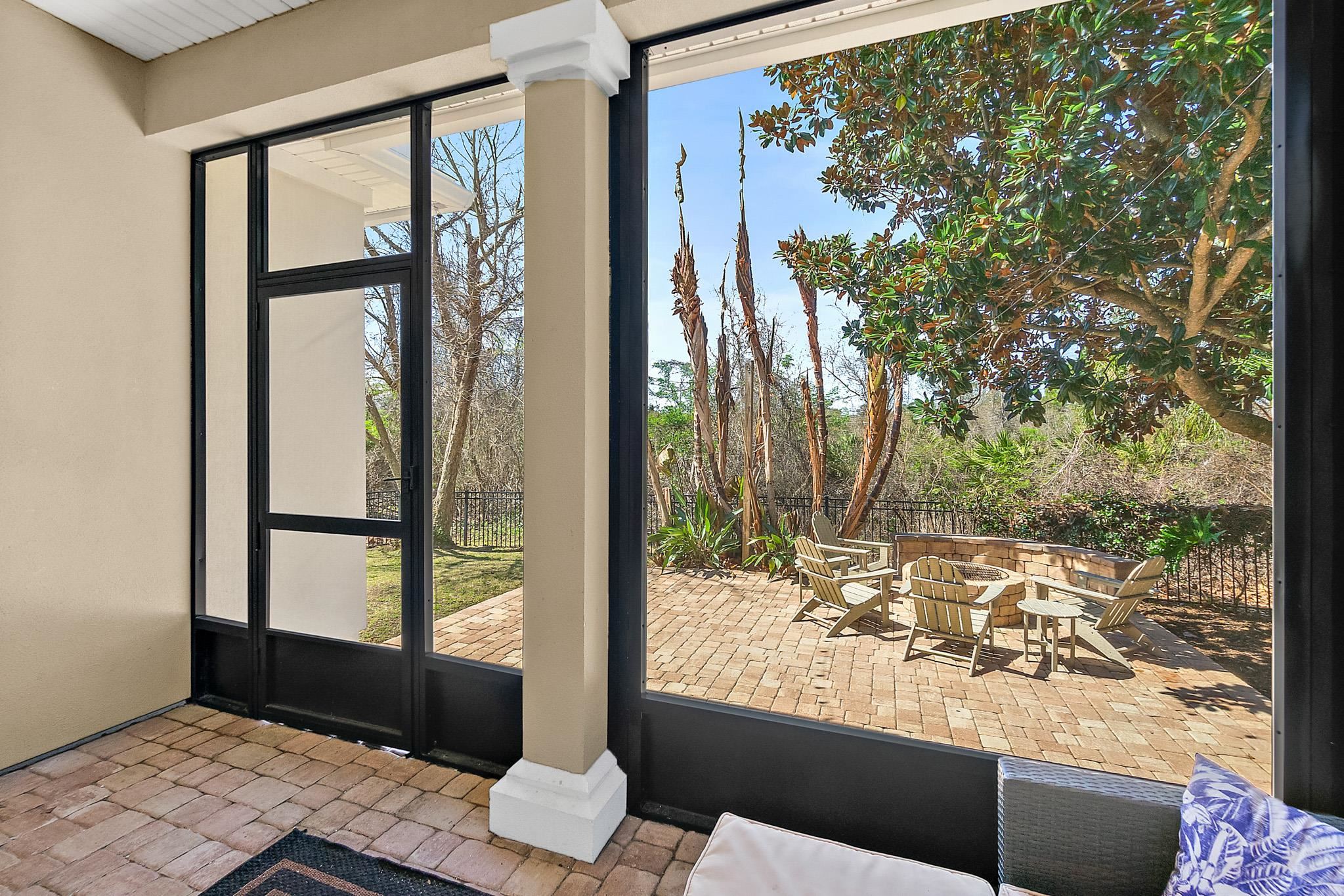 Image 23 of 62 For 383 High Tide Dr