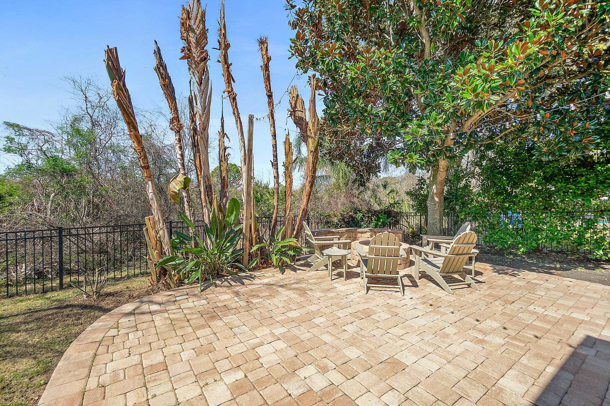 Image 25 of 62 For 383 High Tide Dr