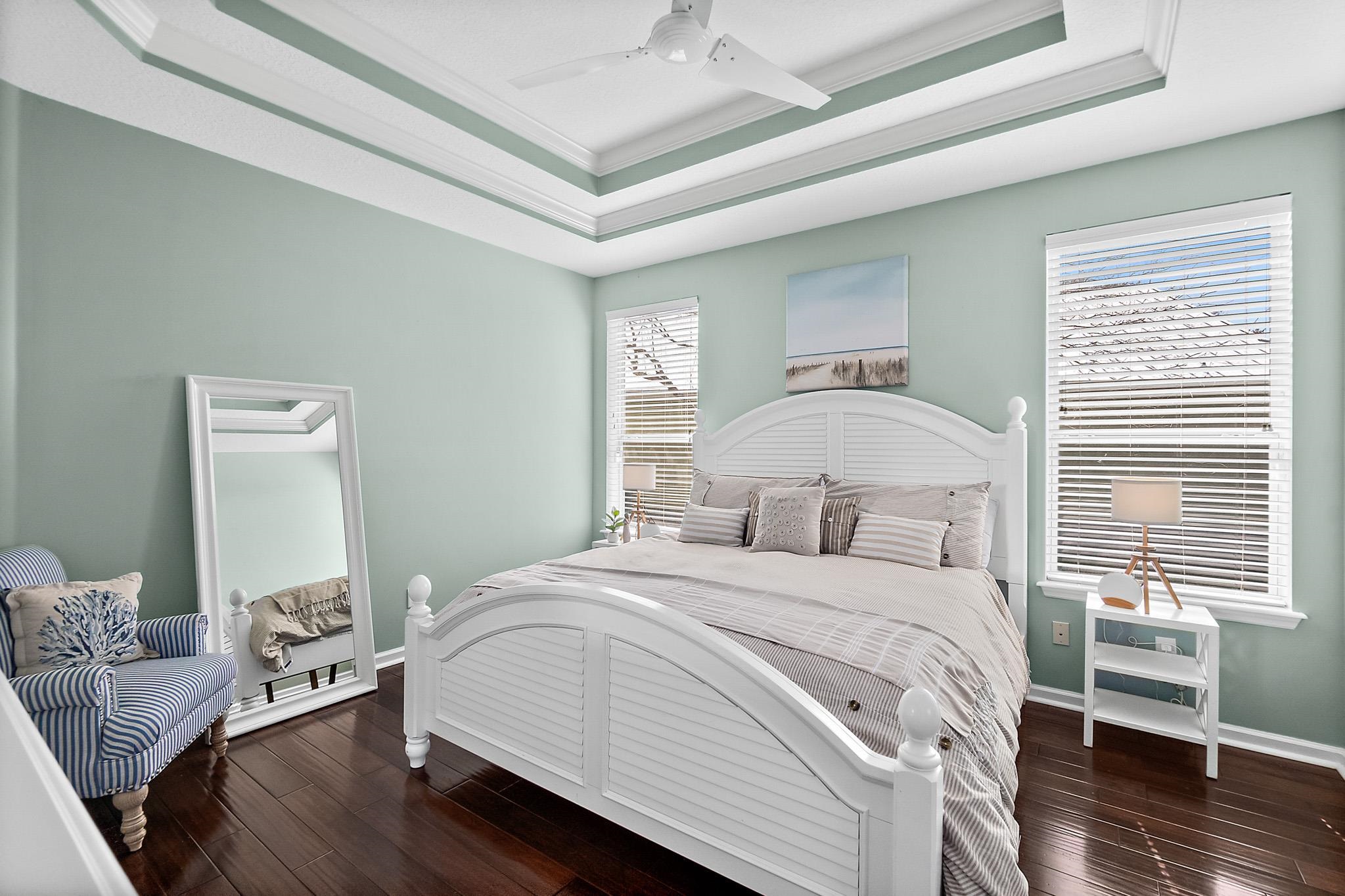 Image 31 of 62 For 383 High Tide Dr