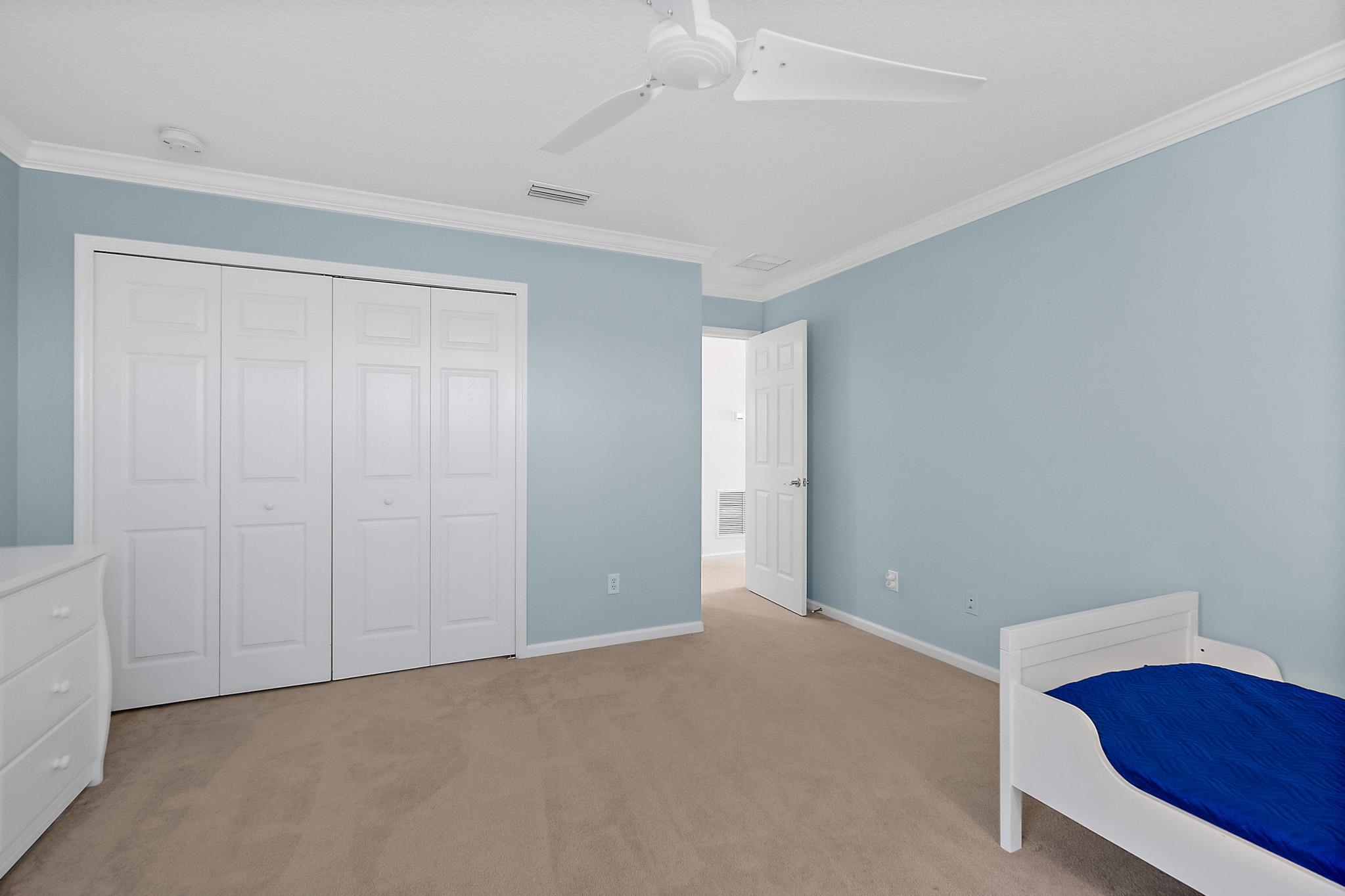 Image 40 of 62 For 383 High Tide Dr