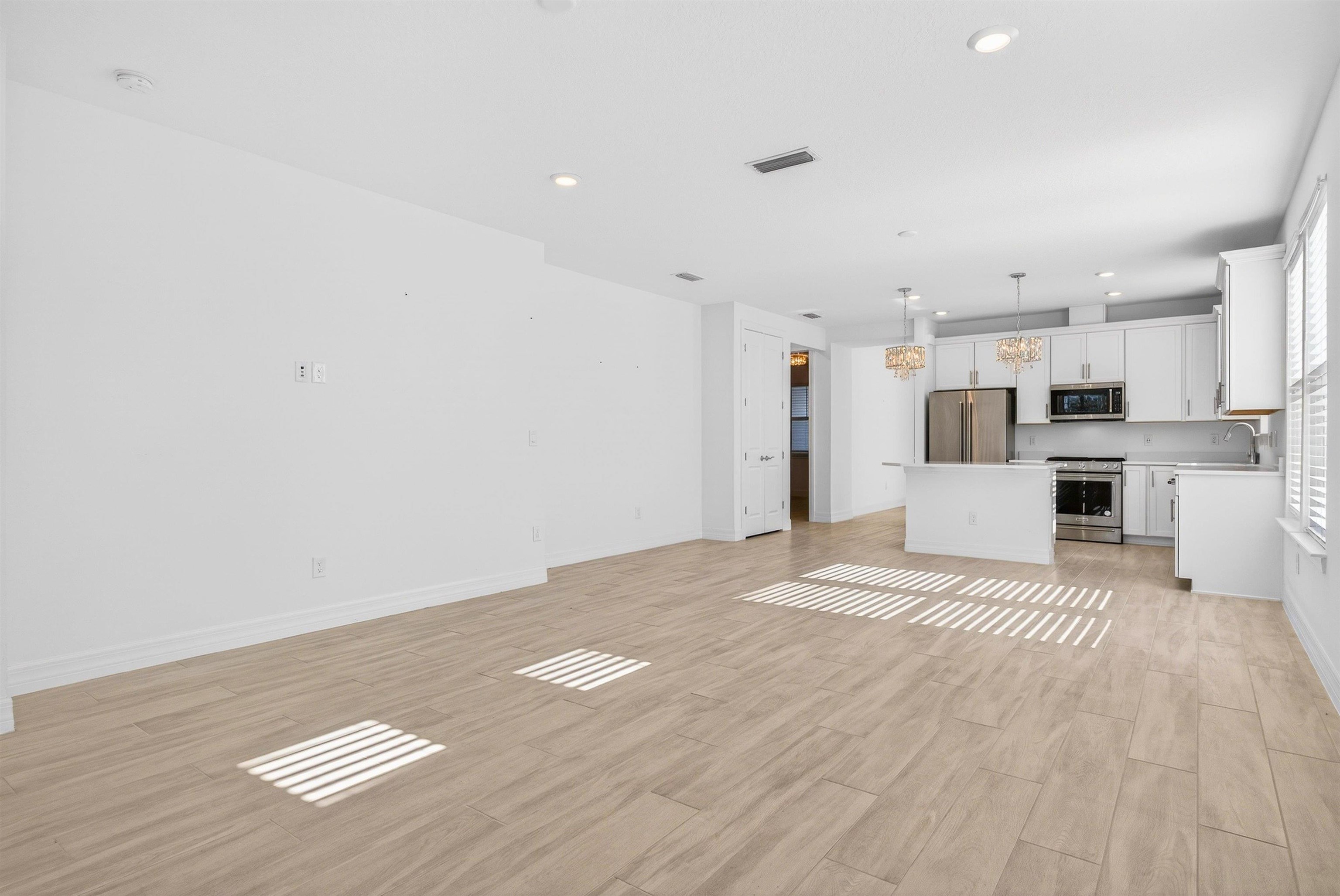 Image 26 of 67 For 34 Timber Light Trail