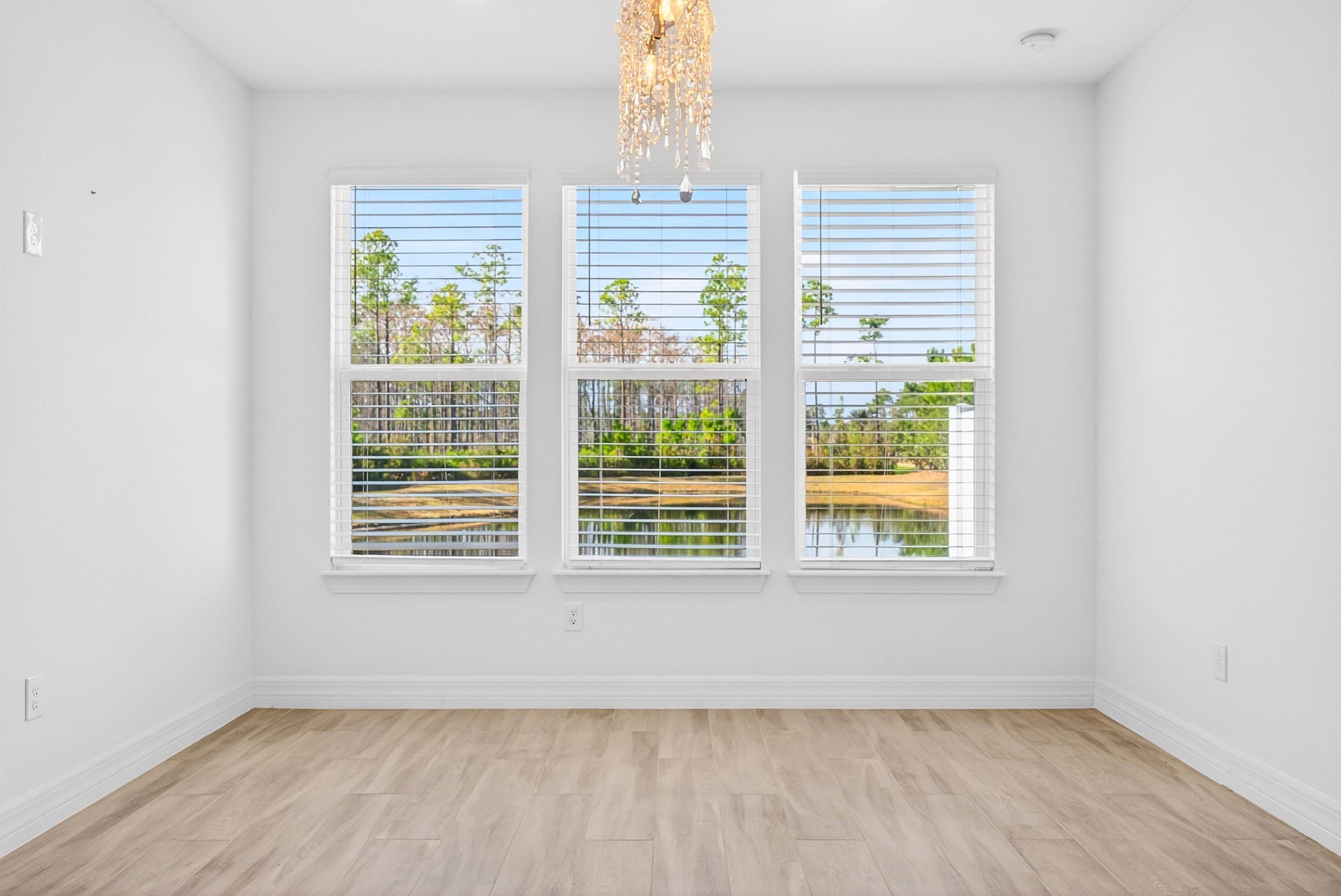 Image 32 of 67 For 34 Timber Light Trail