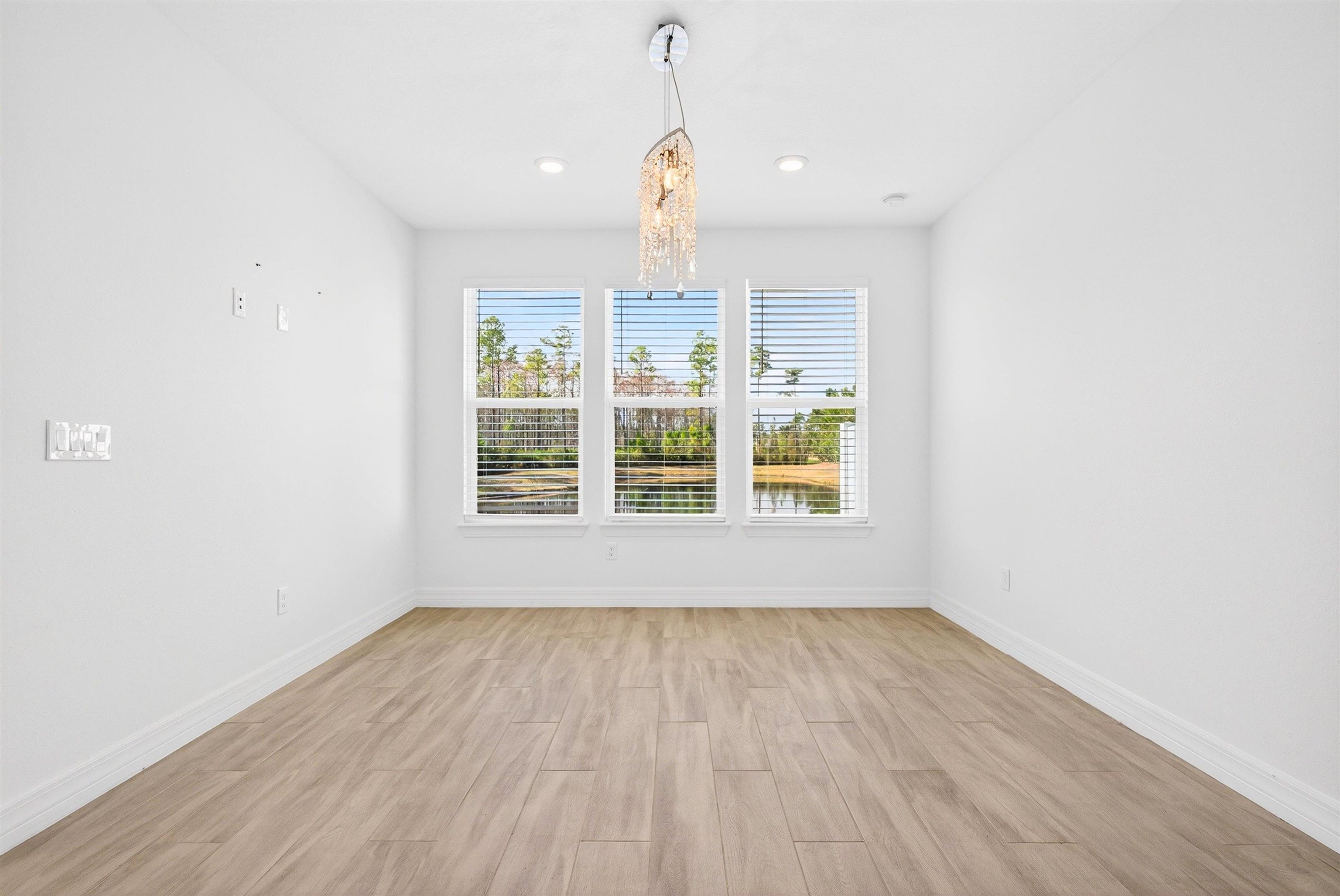 Image 34 of 67 For 34 Timber Light Trail